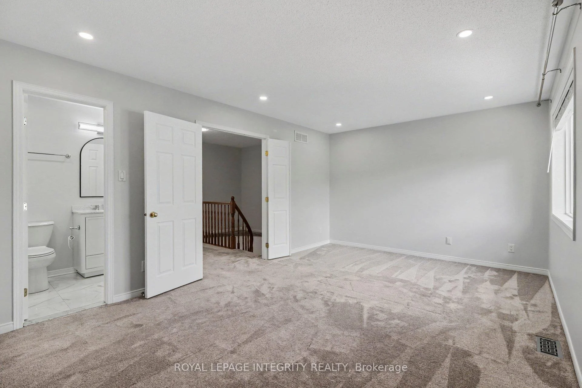 Photo 23 of 15 Angus Drive, Ottawa, Kanata - Katimavik — HOMEH