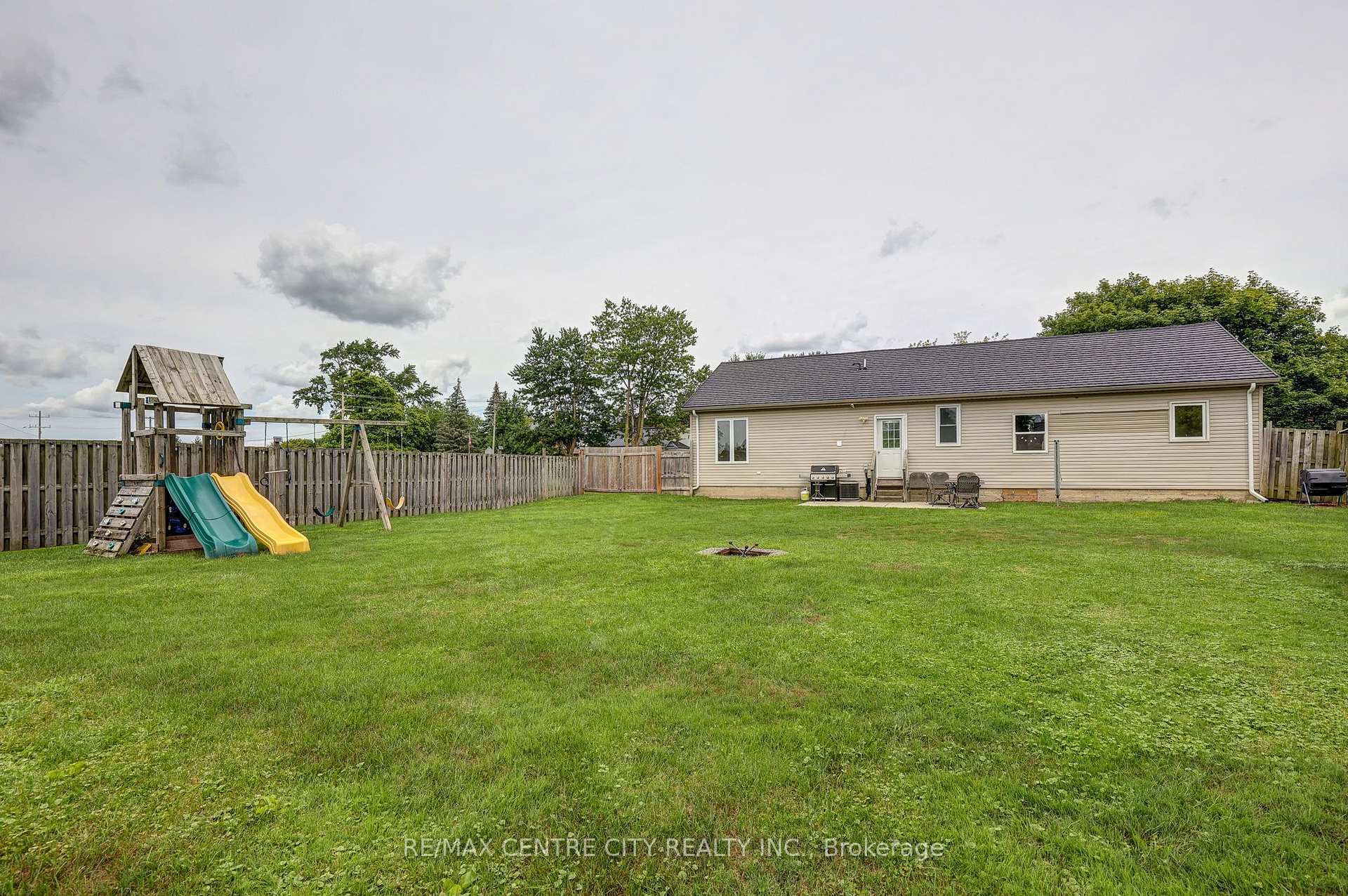 Photo 18 of 244 Currie Road, Dutton/Dunwich, Dutton — HOMEH