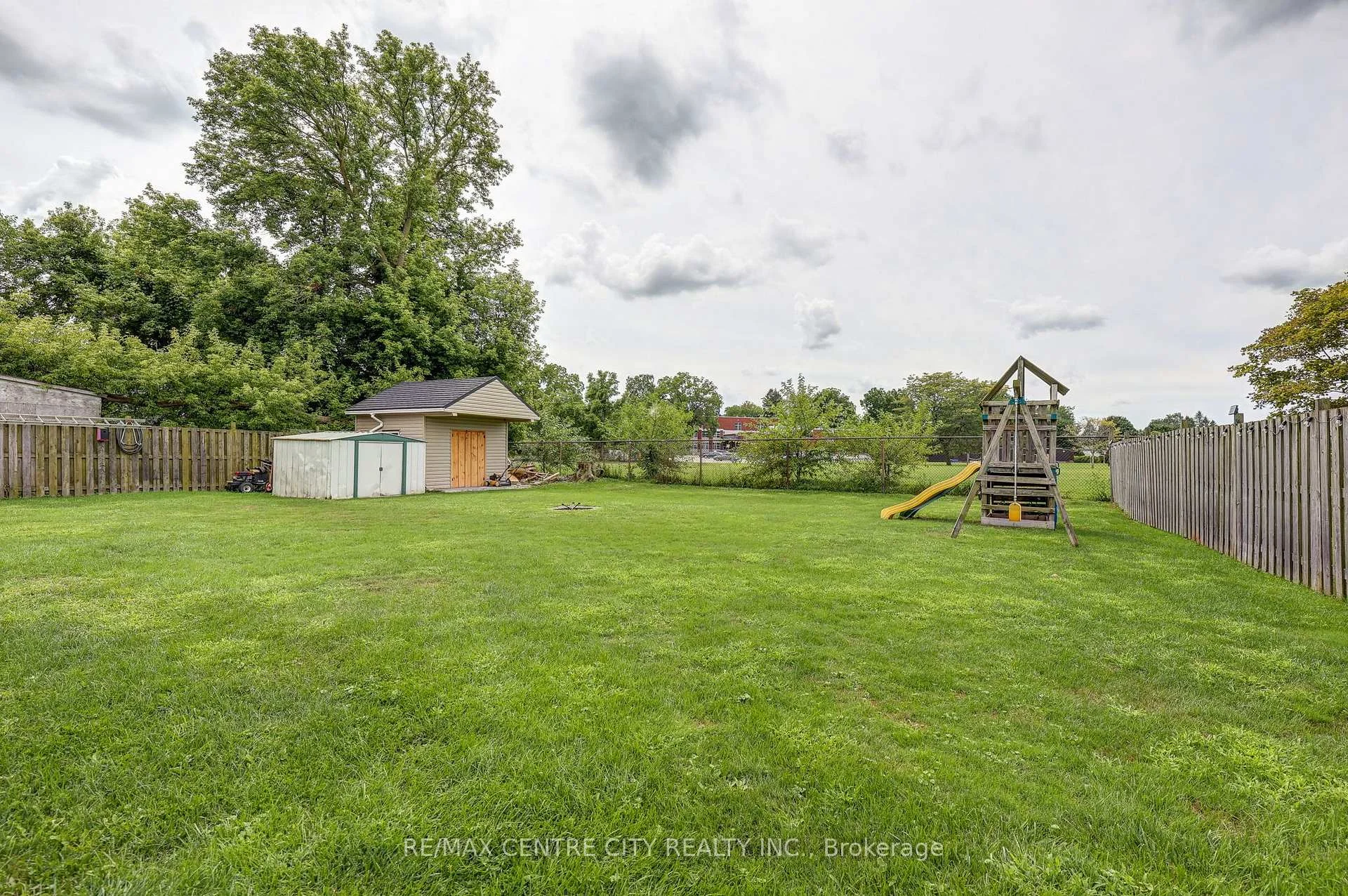 Photo 11 of 244 Currie Road, Dutton/Dunwich, Dutton — HOMEH