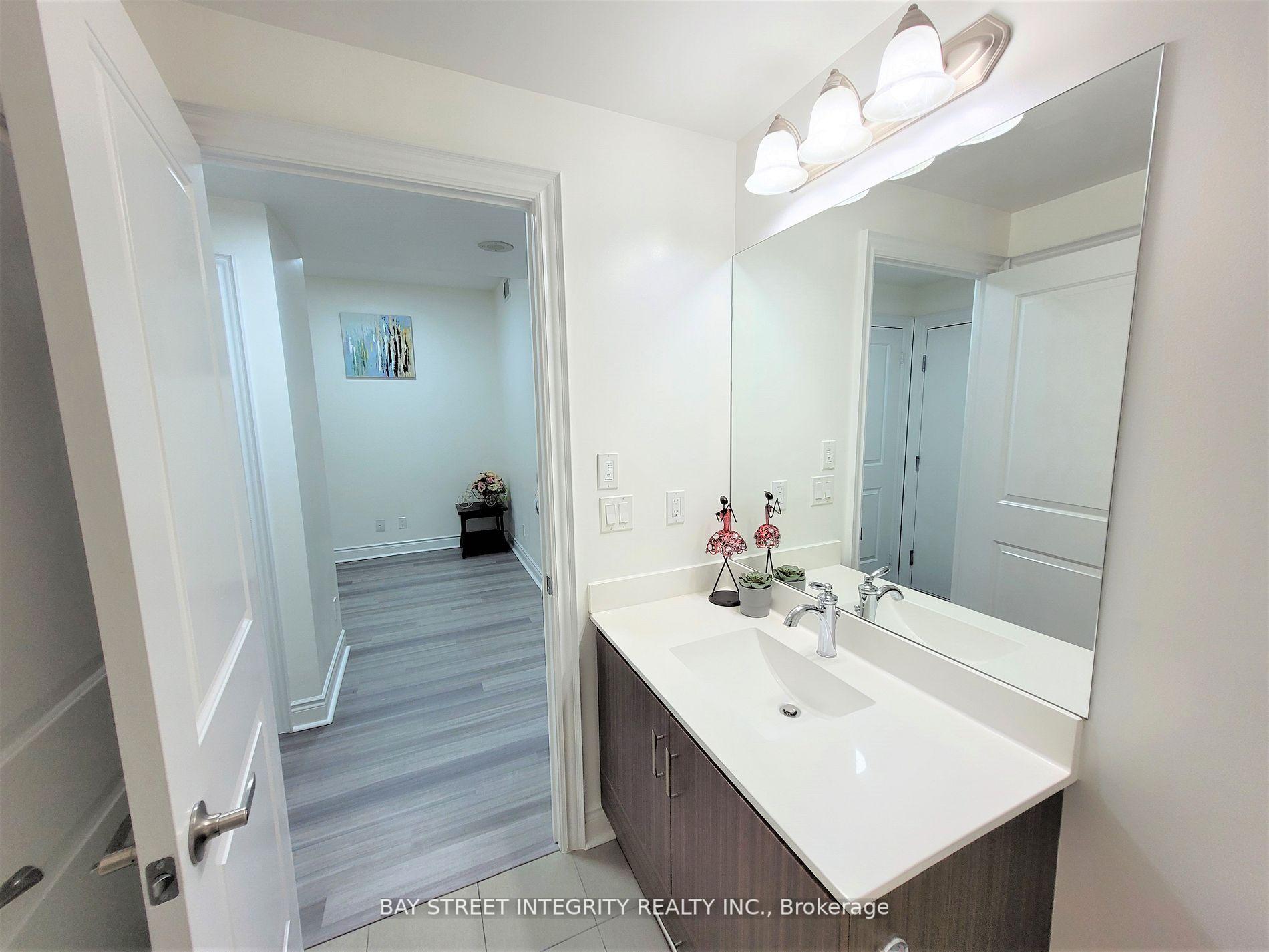 Photo 23 of Unit 701, 38 Cedarland Drive, Markham, Unionville — HOMEH