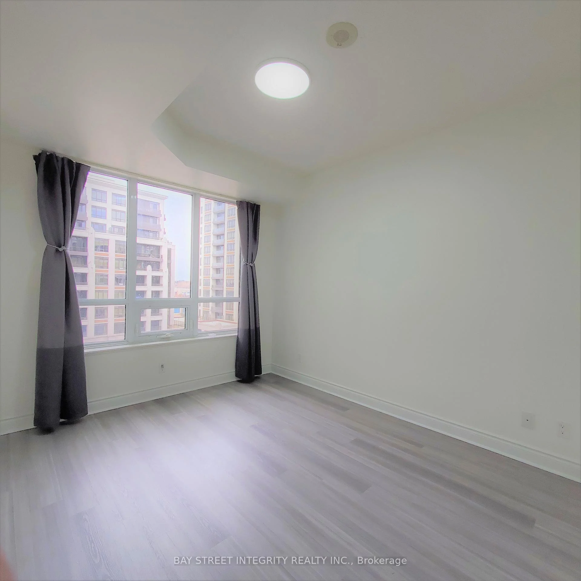 Photo 8 of Unit 701, 38 Cedarland Drive, Markham, Unionville — HOMEH