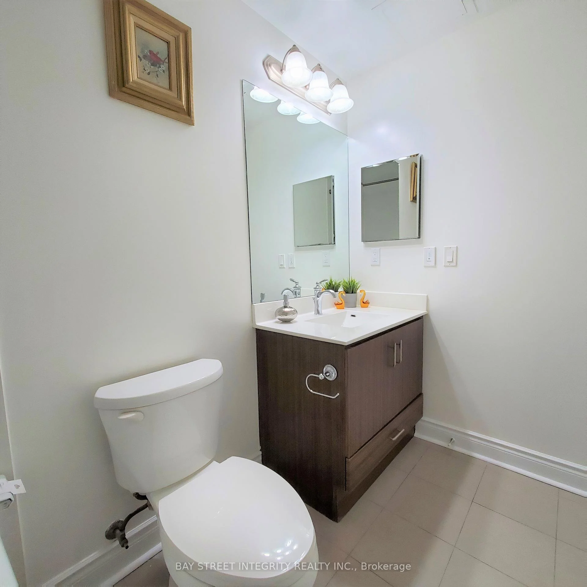 Photo 11 of Unit 701, 38 Cedarland Drive, Markham, Unionville — HOMEH