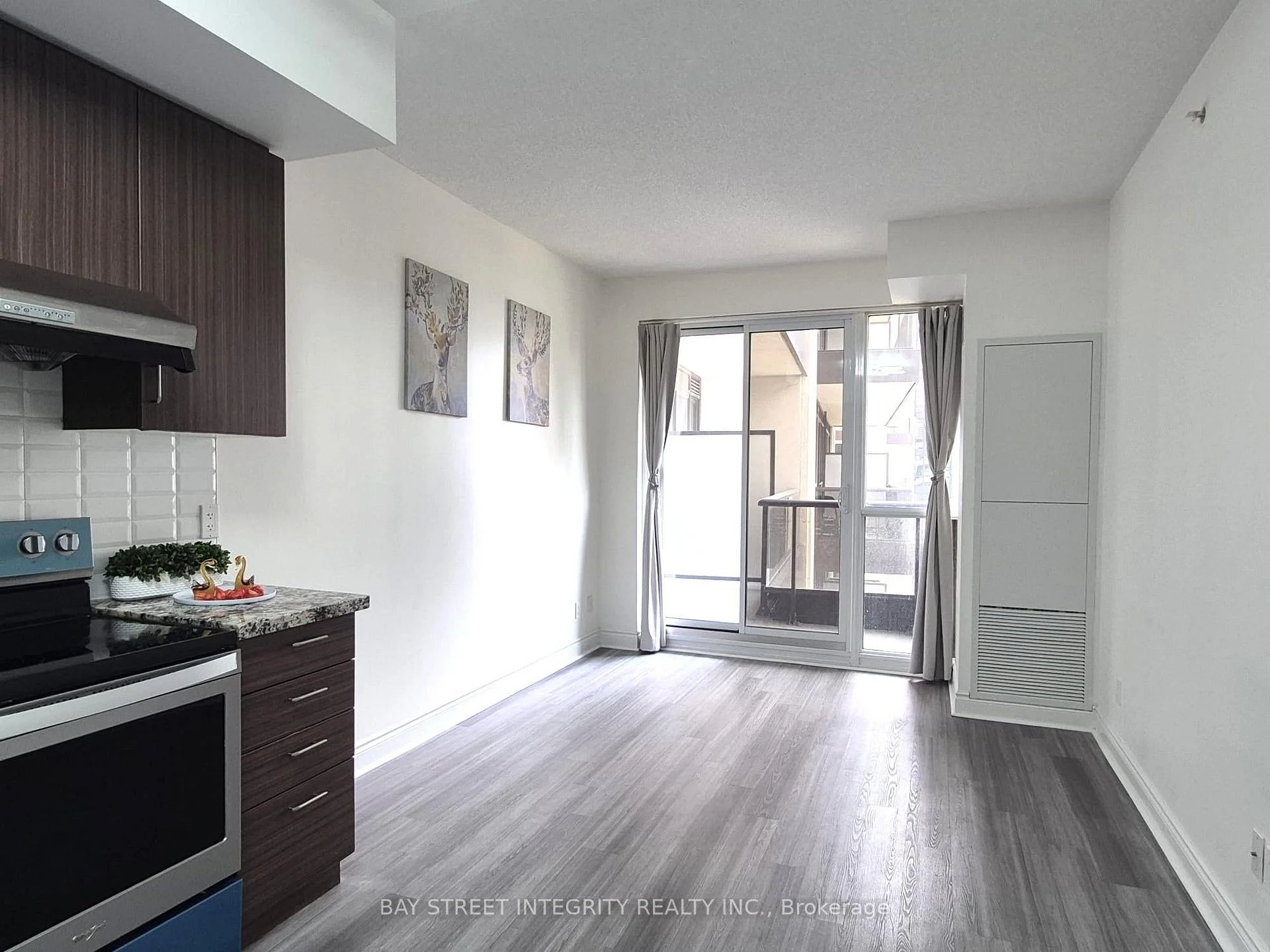 Photo 22 of Unit 701, 38 Cedarland Drive, Markham, Unionville — HOMEH