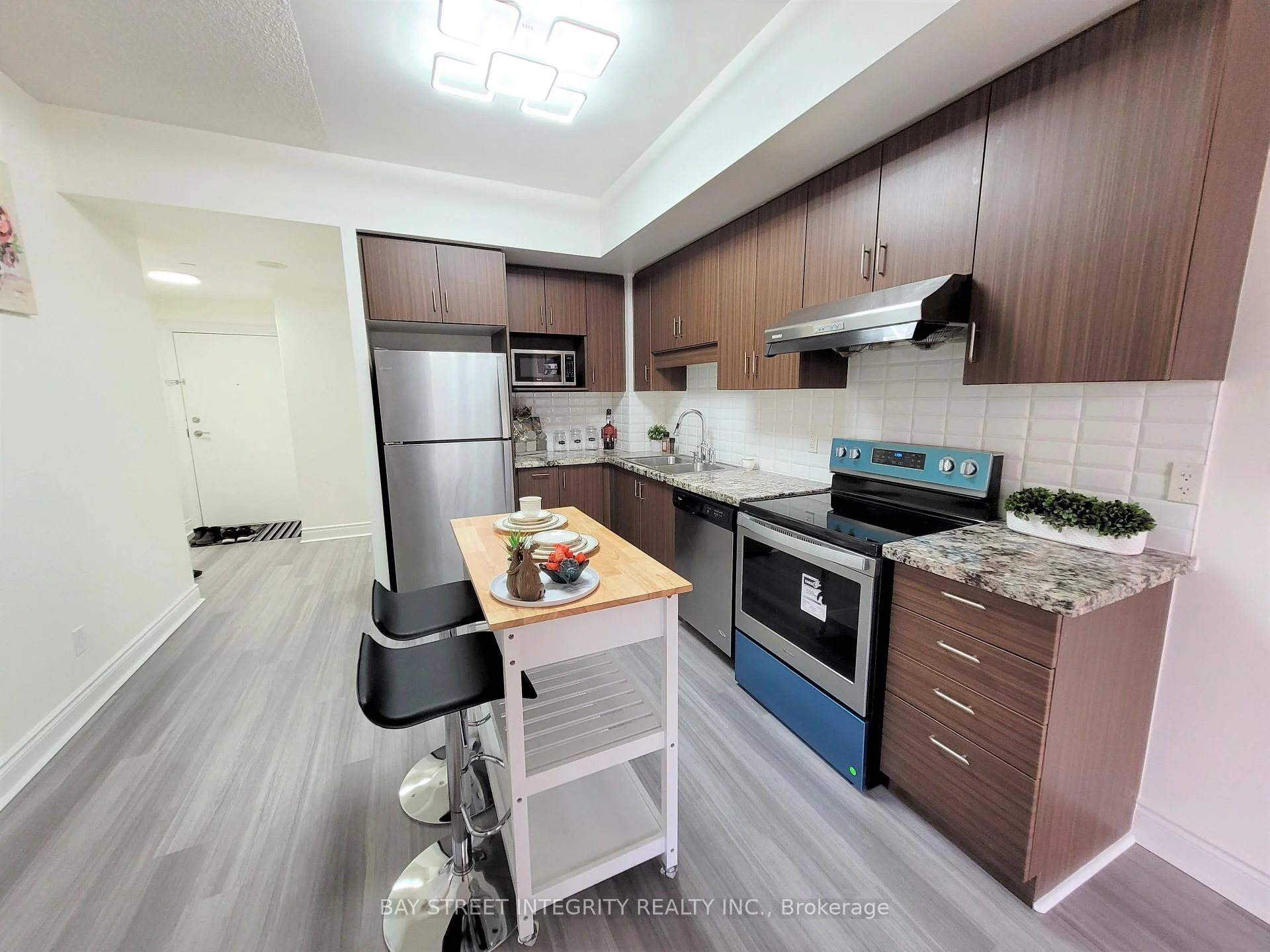 Photo 33 of Unit 701, 38 Cedarland Drive, Markham, Unionville — HOMEH