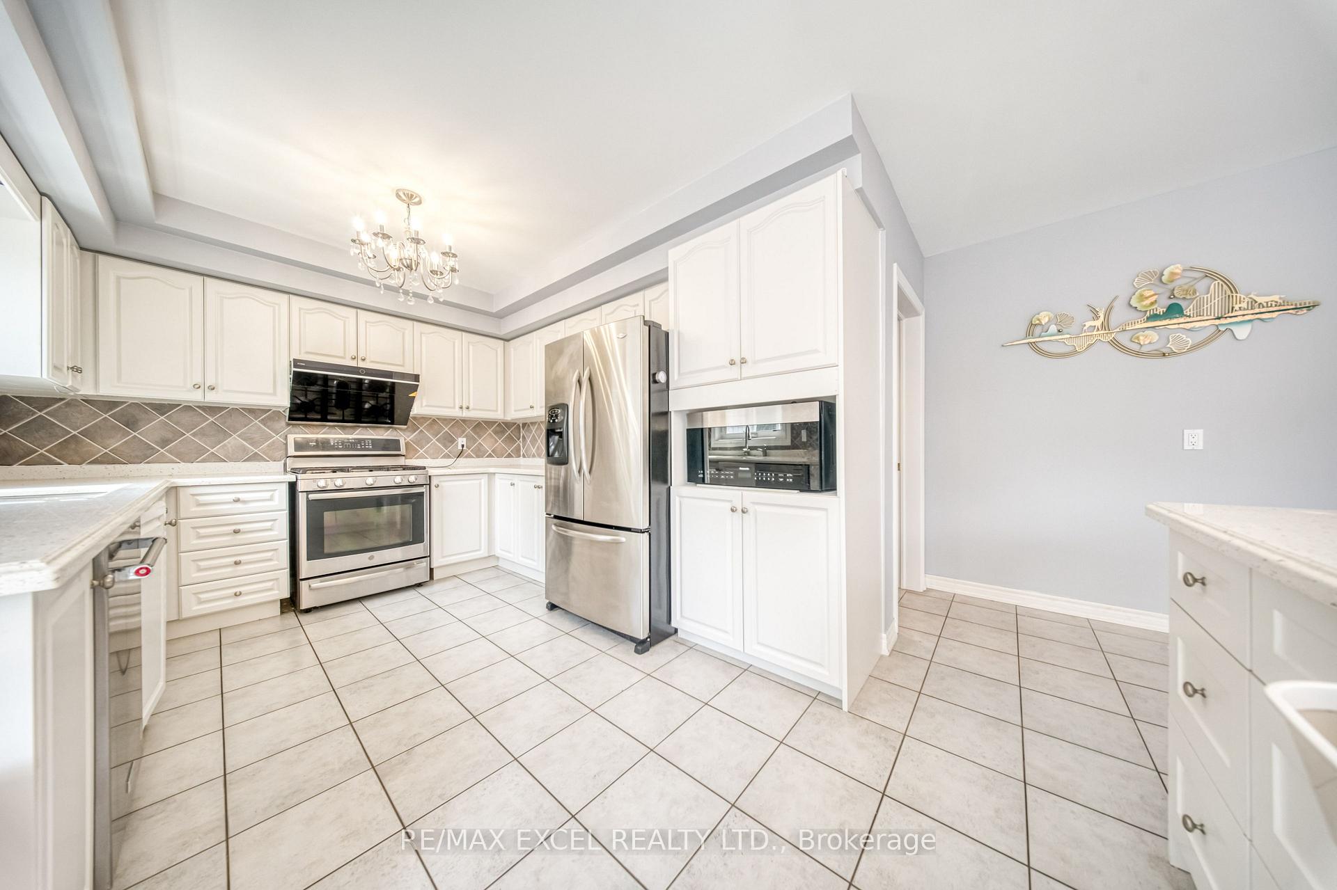 Photo 13 of 352 Crofters Road, Vaughan, Islington Woods — HOMEH