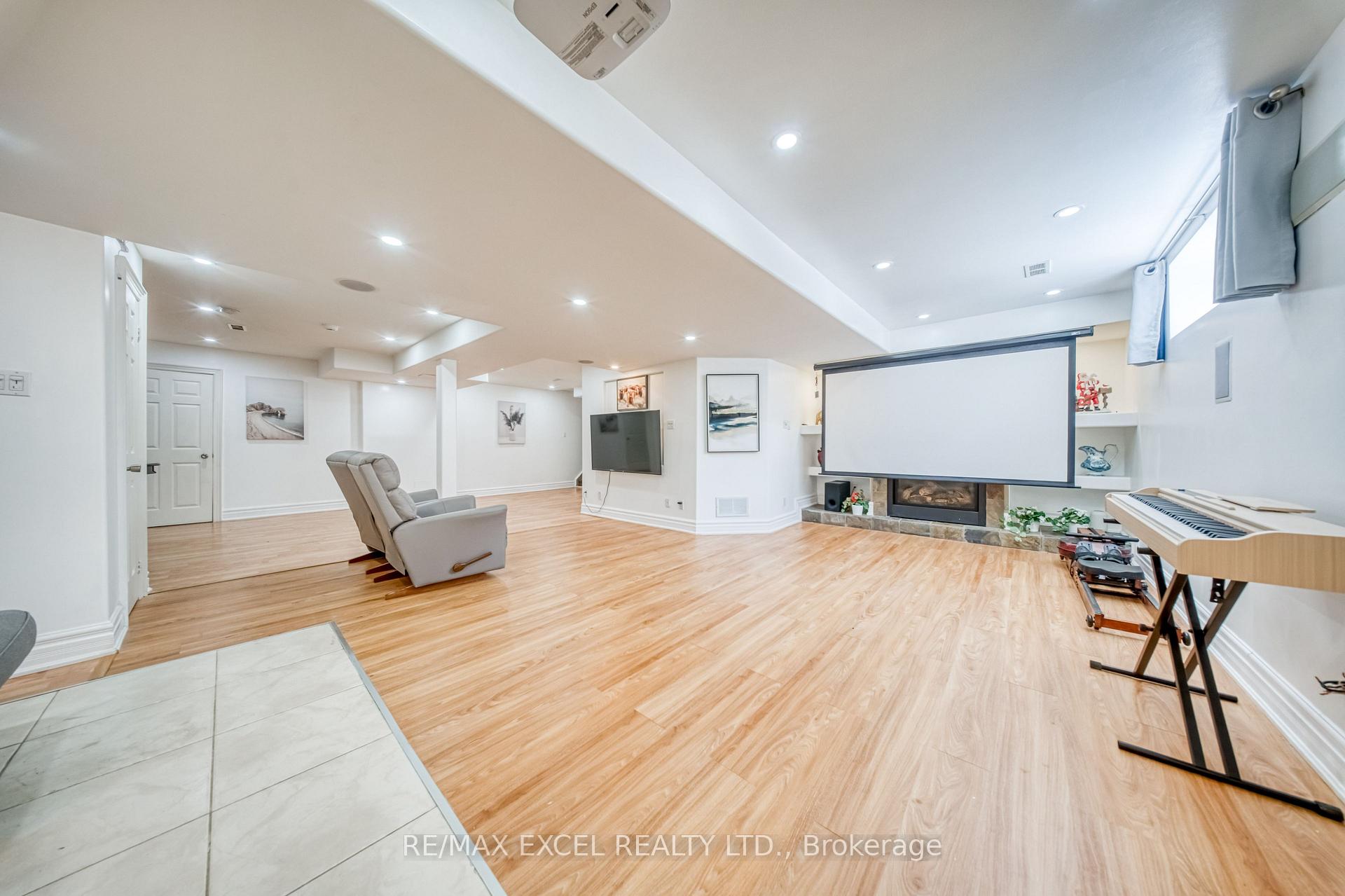 Photo 30 of 352 Crofters Road, Vaughan, Islington Woods — HOMEH