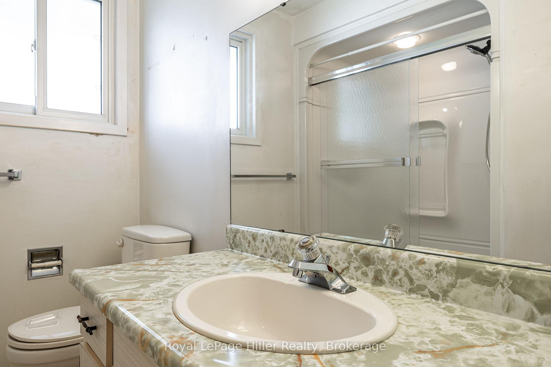 Photo 18 of 278 Elgin Crescent, Stratford — HOMEH