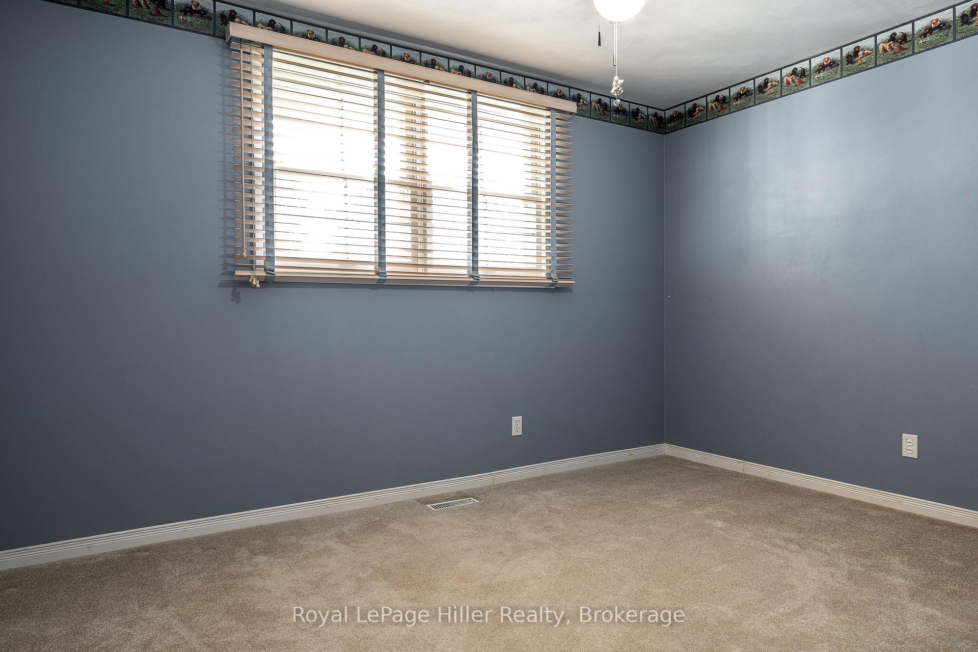 Photo 20 of 278 Elgin Crescent, Stratford — HOMEH