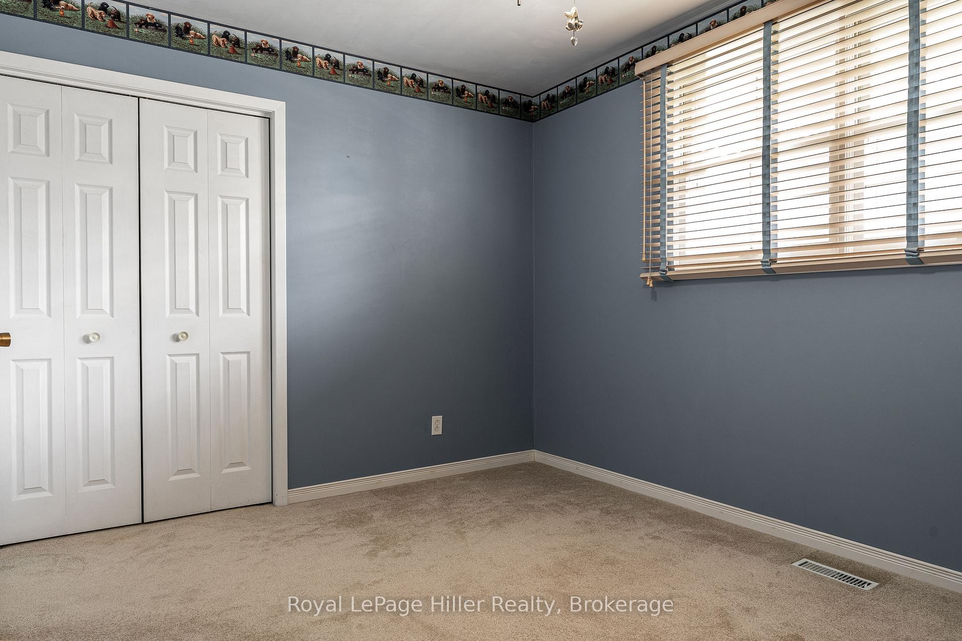 Photo 23 of 278 Elgin Crescent, Stratford — HOMEH