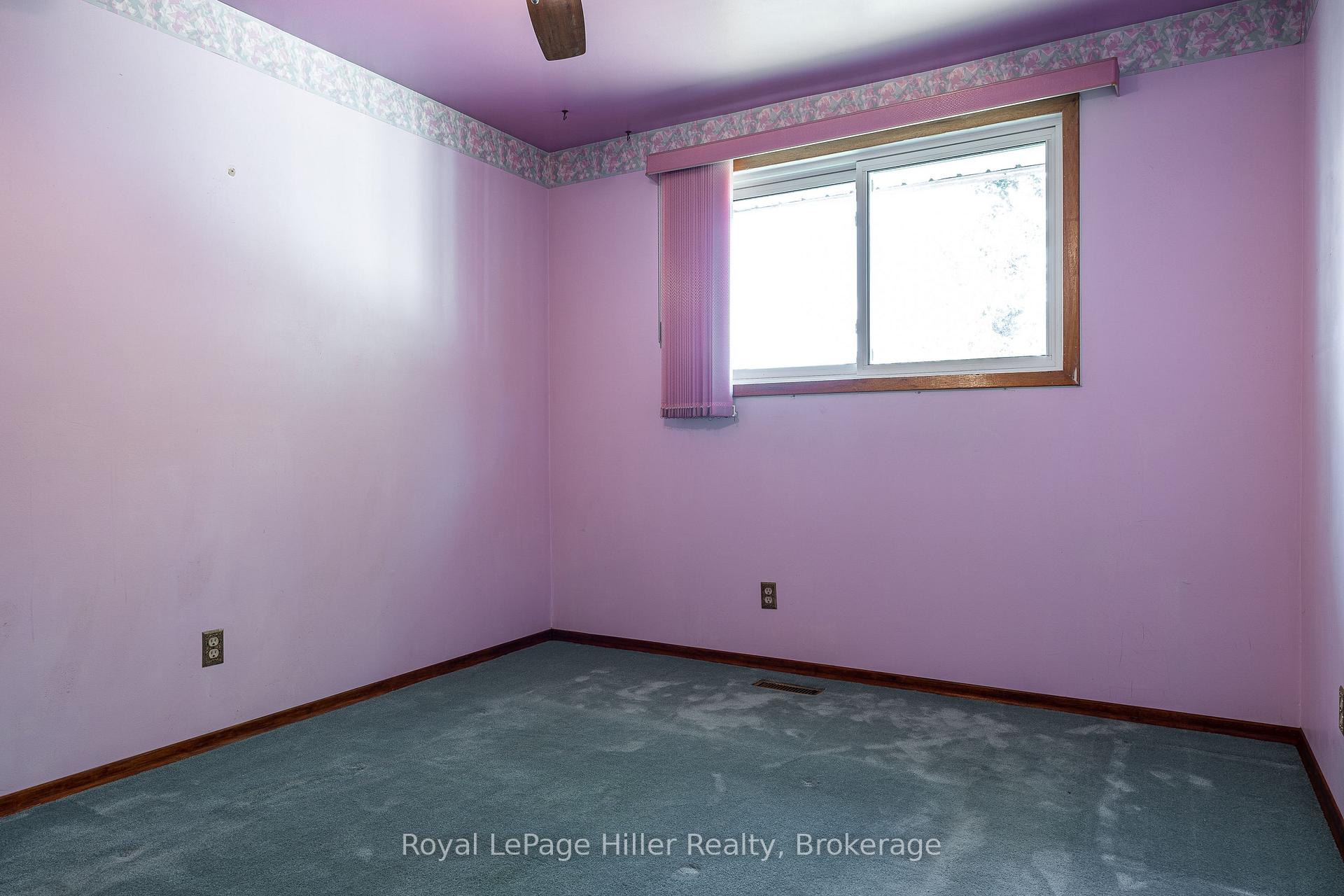 Photo 24 of 278 Elgin Crescent, Stratford — HOMEH