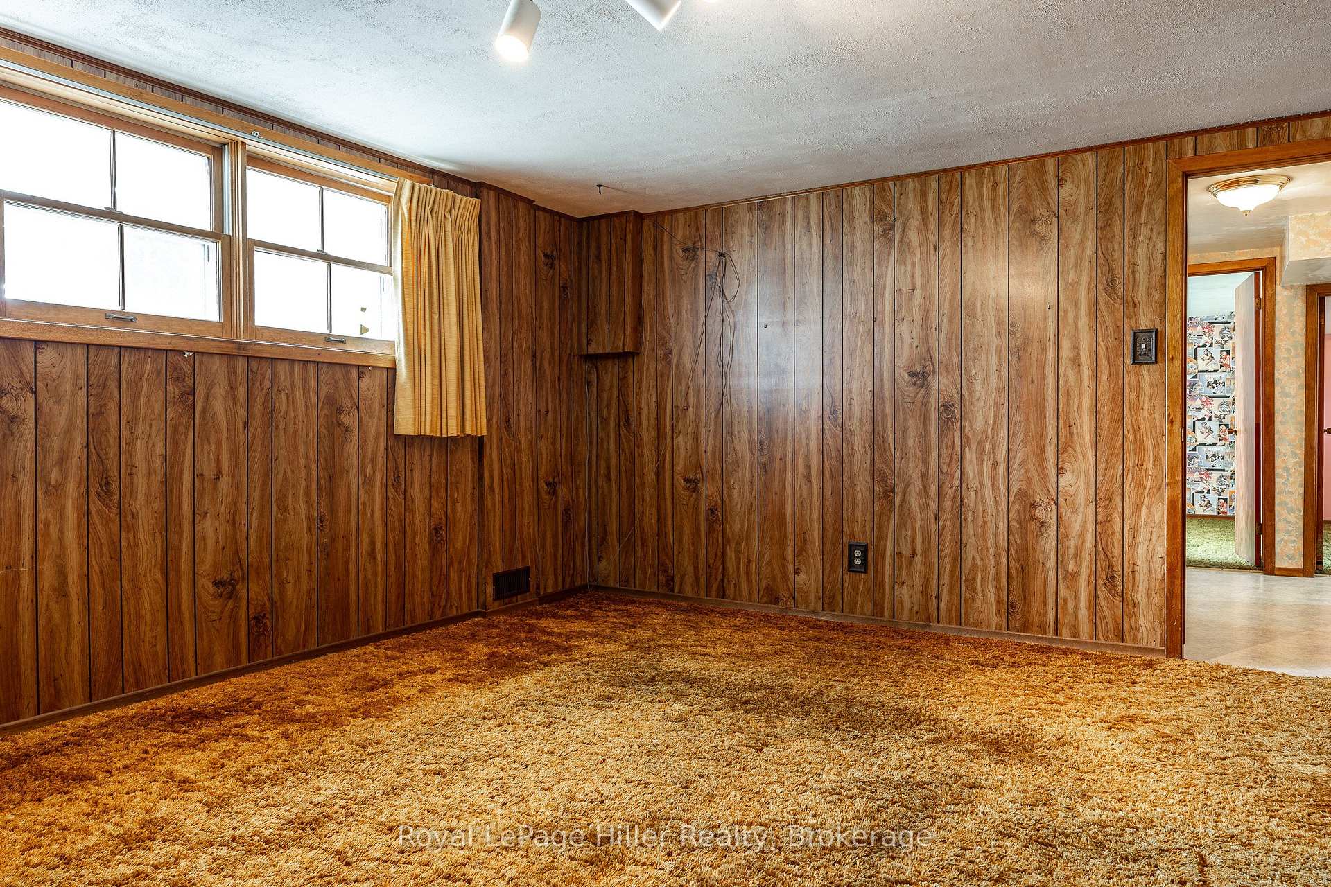 Photo 30 of 278 Elgin Crescent, Stratford — HOMEH