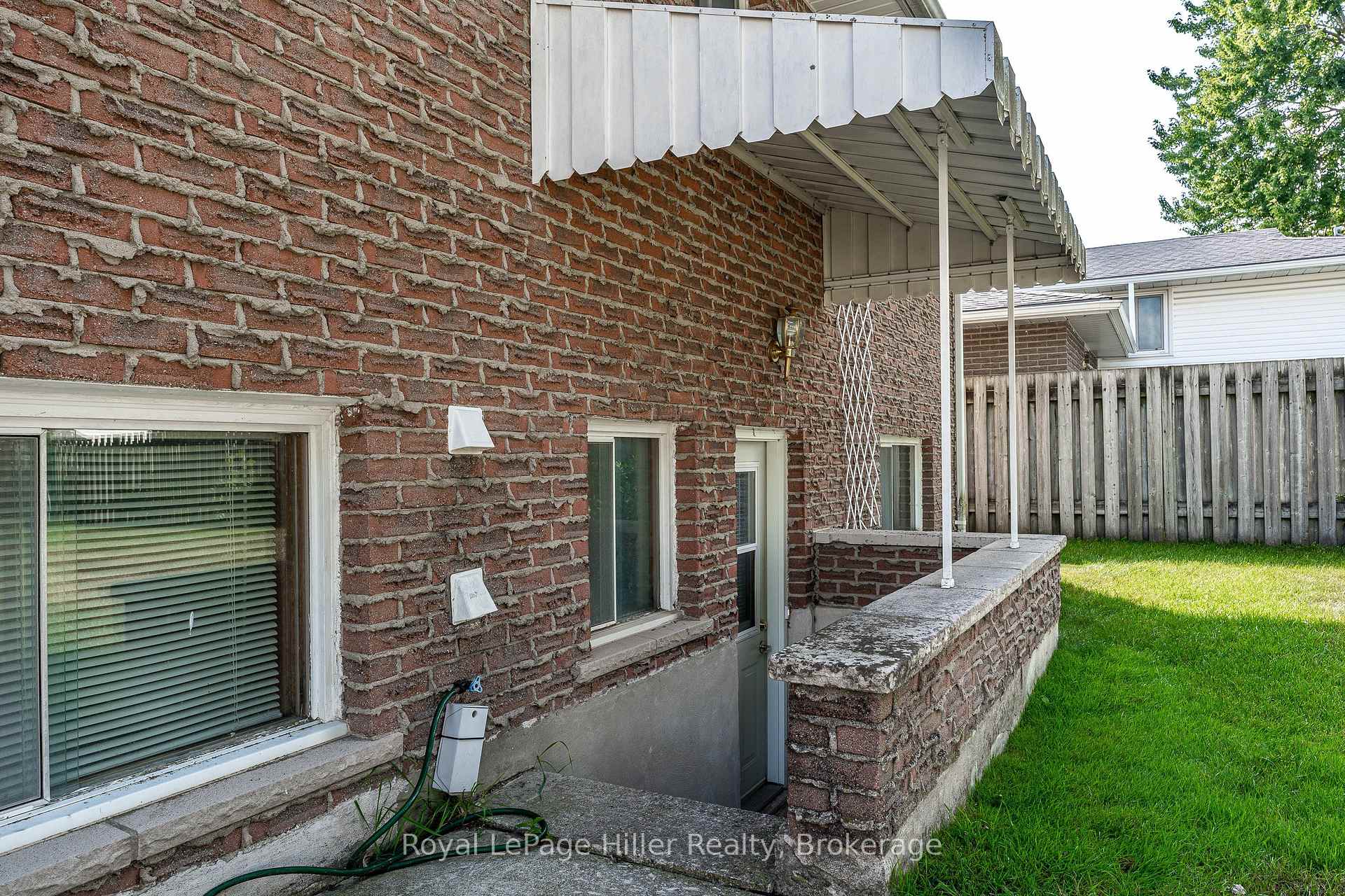 Photo 43 of 278 Elgin Crescent, Stratford — HOMEH