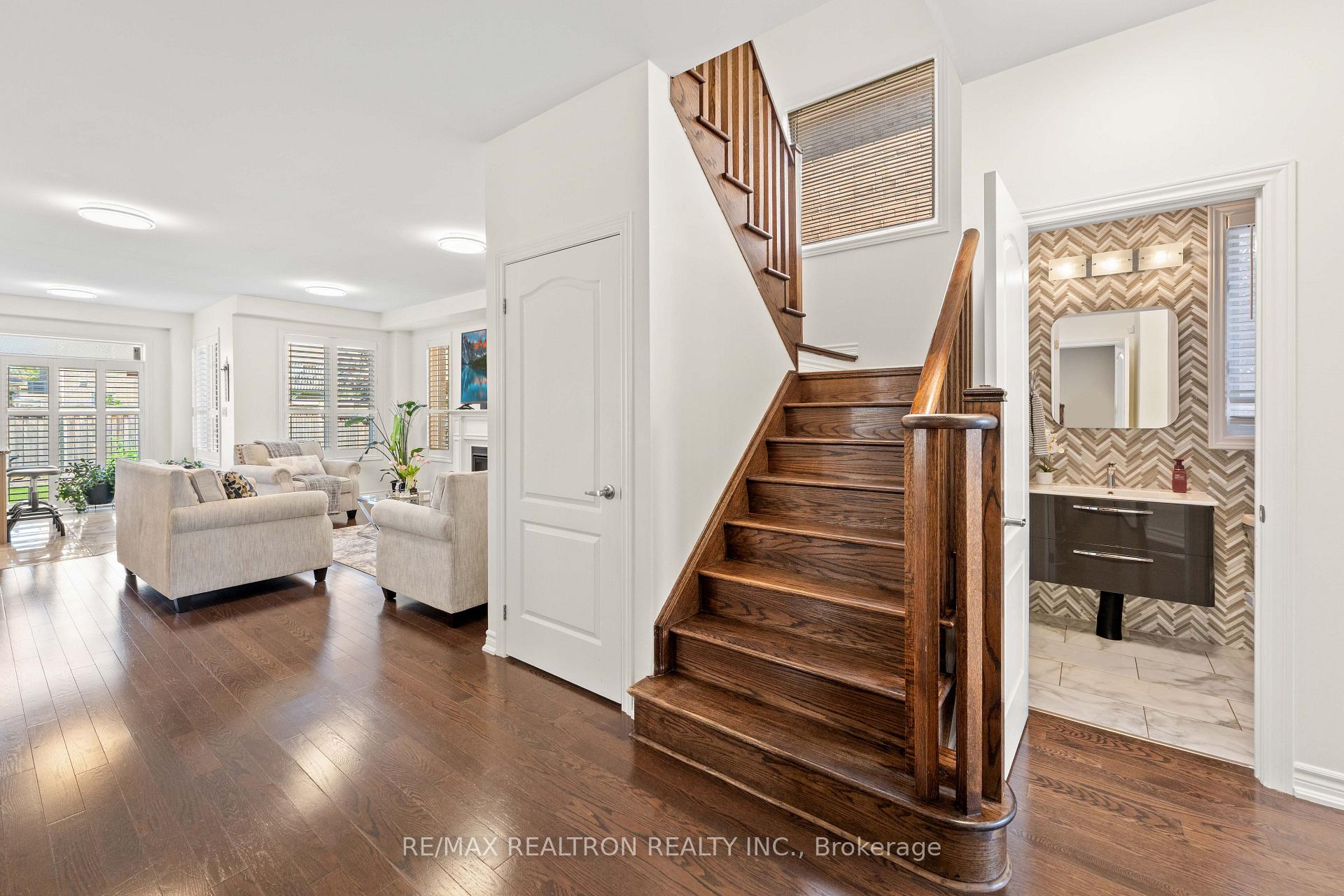 Photo 5 of 2072 Allison Street, Innisfil, Alcona — HOMEH