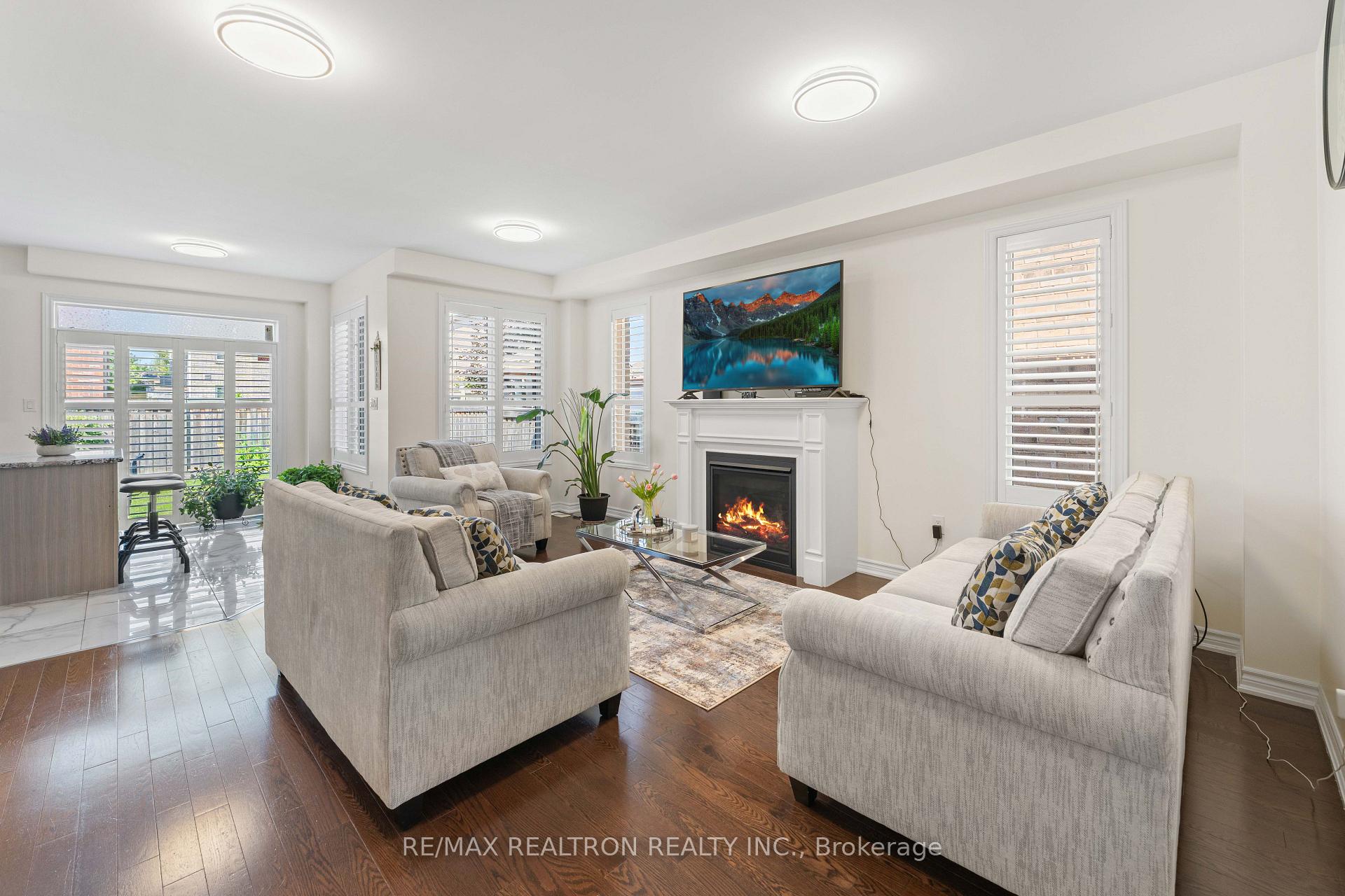 Photo 9 of 2072 Allison Street, Innisfil, Alcona — HOMEH
