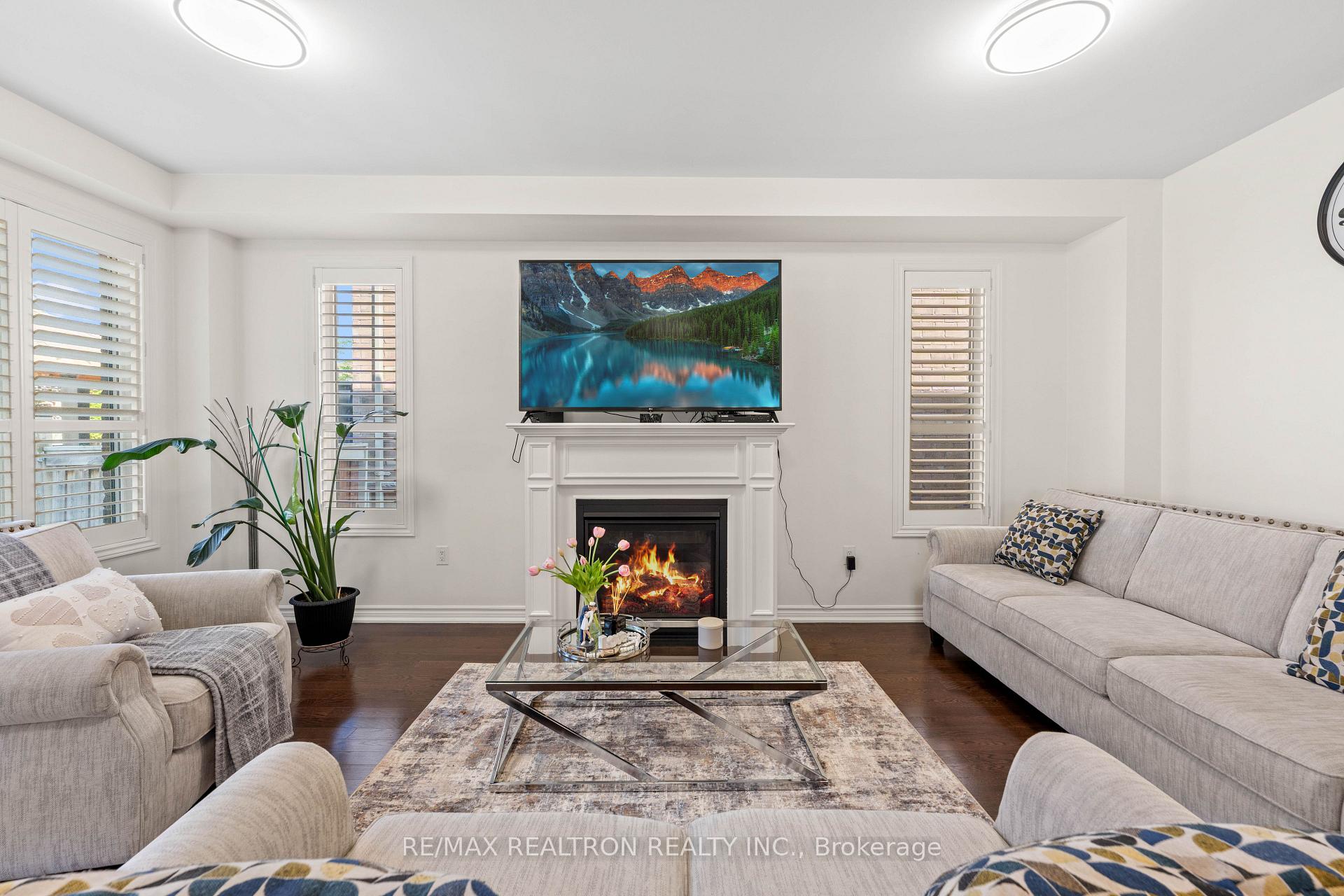 Photo 12 of 2072 Allison Street, Innisfil, Alcona — HOMEH