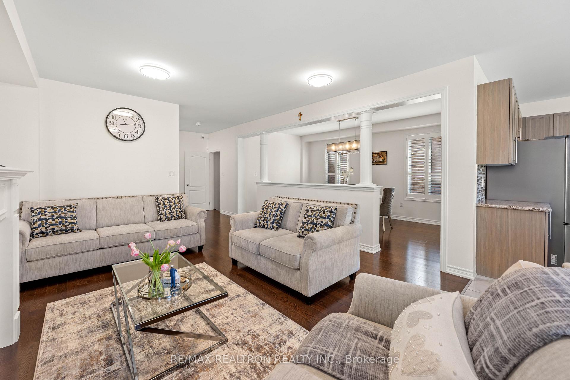 Photo 13 of 2072 Allison Street, Innisfil, Alcona — HOMEH