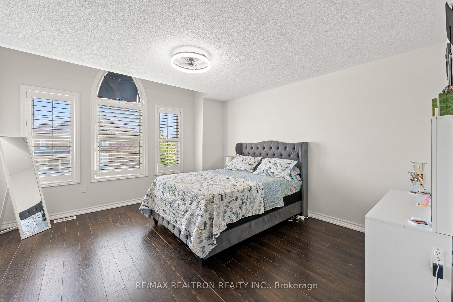 Photo 32 of 2072 Allison Street, Innisfil, Alcona — HOMEH
