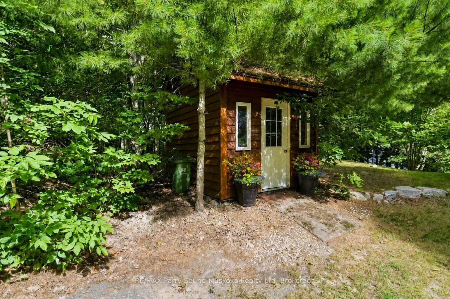 Photo 14 of 31 Lyndsey Lane, McKellar — HOMEH