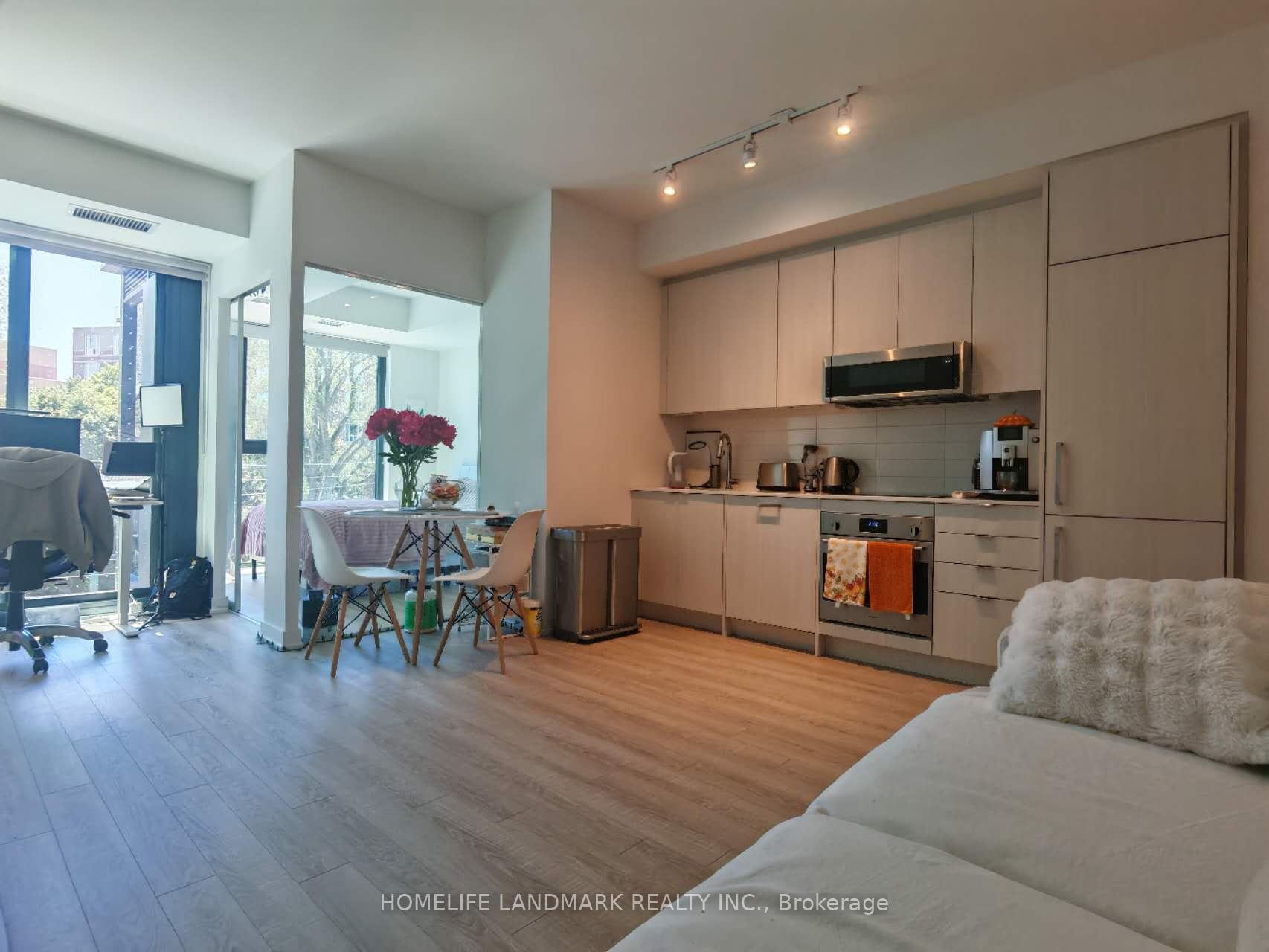Photo 5 of Unit 310, 250 Lawrence Avenue W, Toronto, Lawrence Park North — HOMEH
