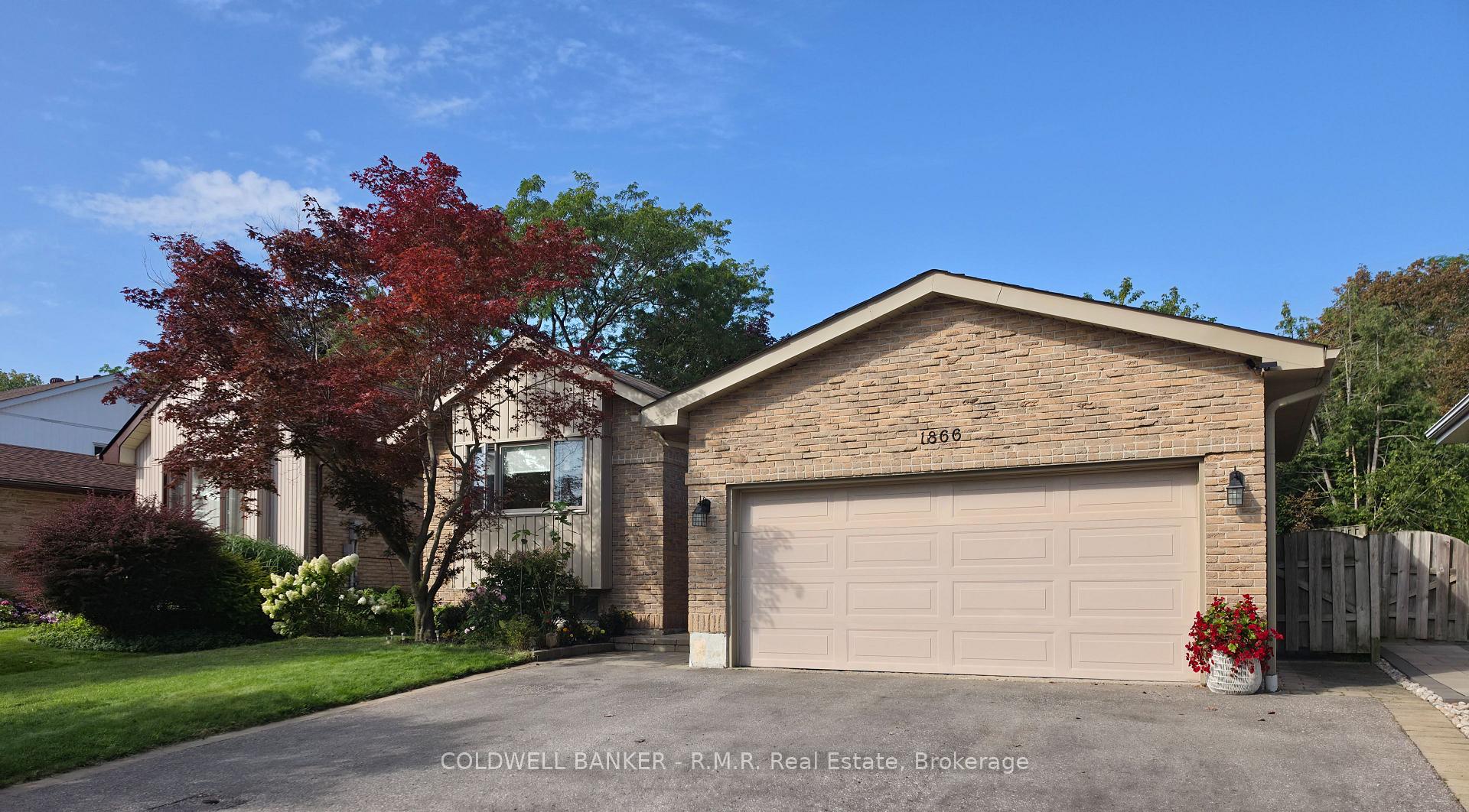 Photo 1 of 1866 New Street, Pickering, Amberlea — HOMEH