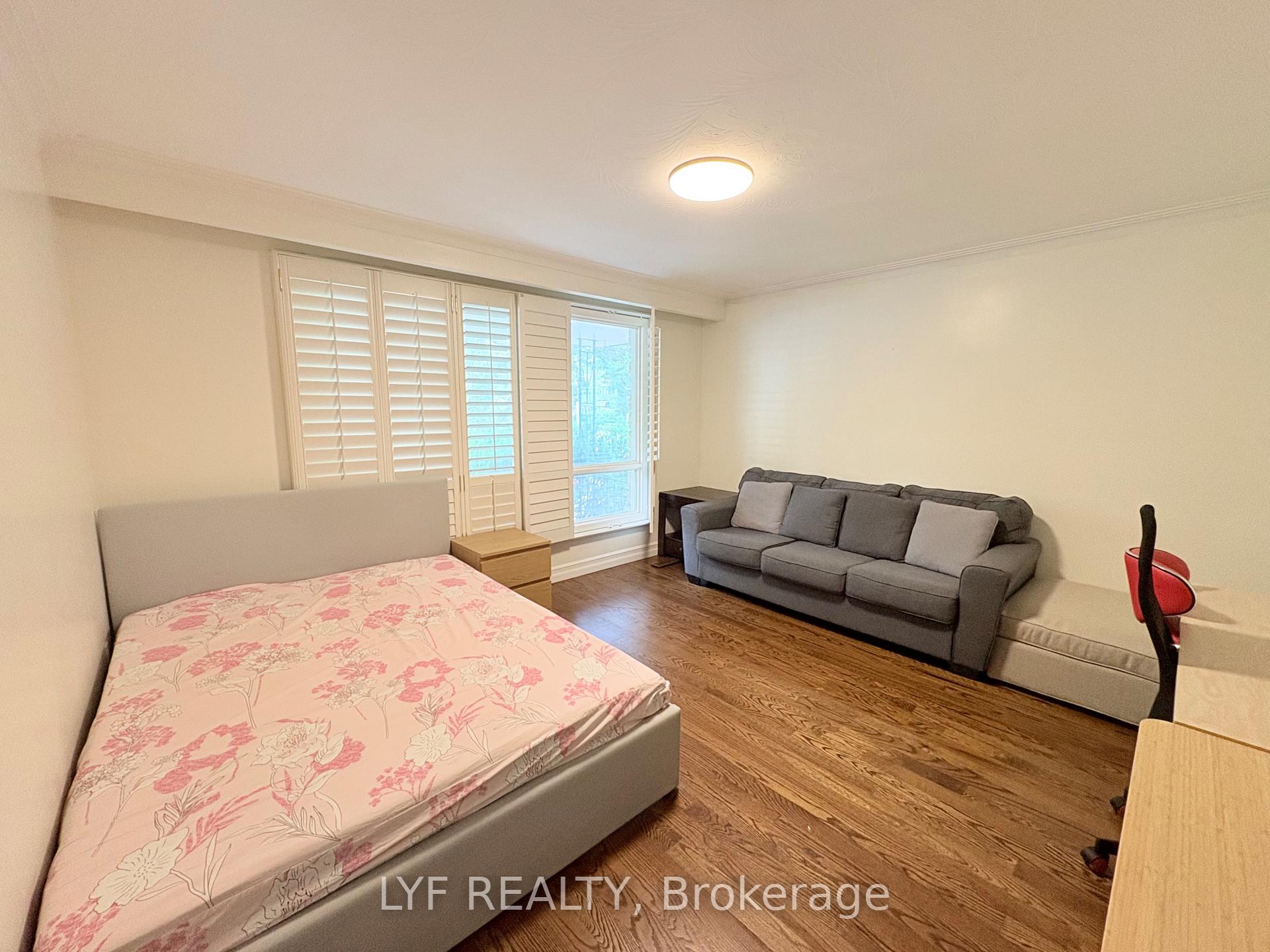 Photo 2 of Unit Main, 31 Markhaven Road, Markham, Unionville — HOMEH