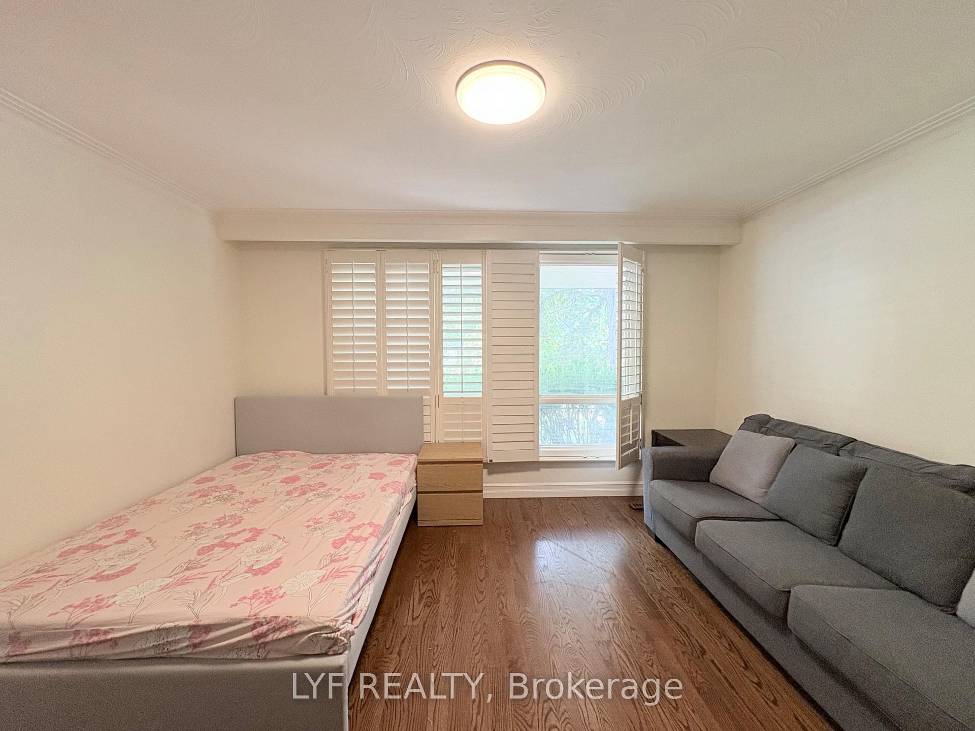 Photo 3 of Unit Main, 31 Markhaven Road, Markham, Unionville — HOMEH