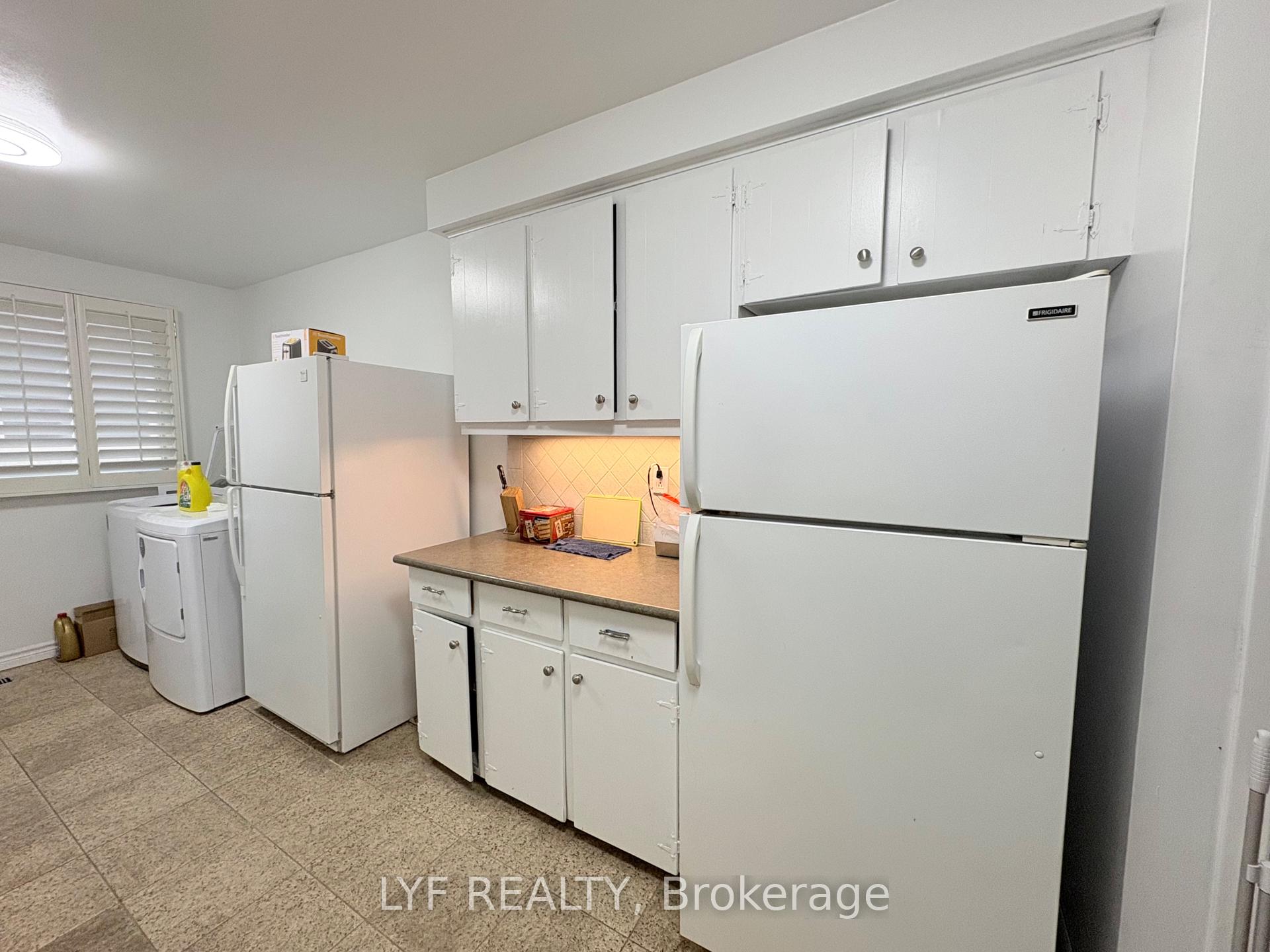 Photo 9 of Unit Main, 31 Markhaven Road, Markham, Unionville — HOMEH