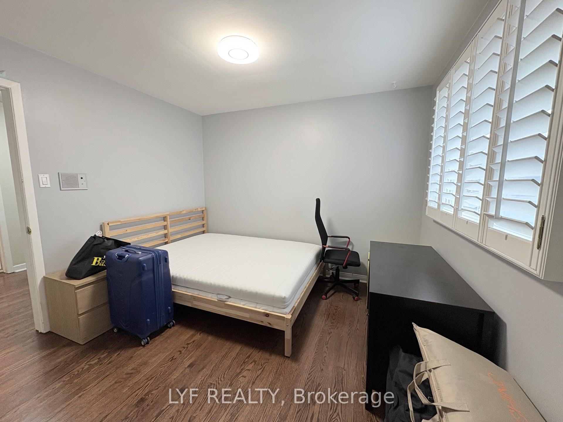 Photo 12 of Unit Main, 31 Markhaven Road, Markham, Unionville — HOMEH
