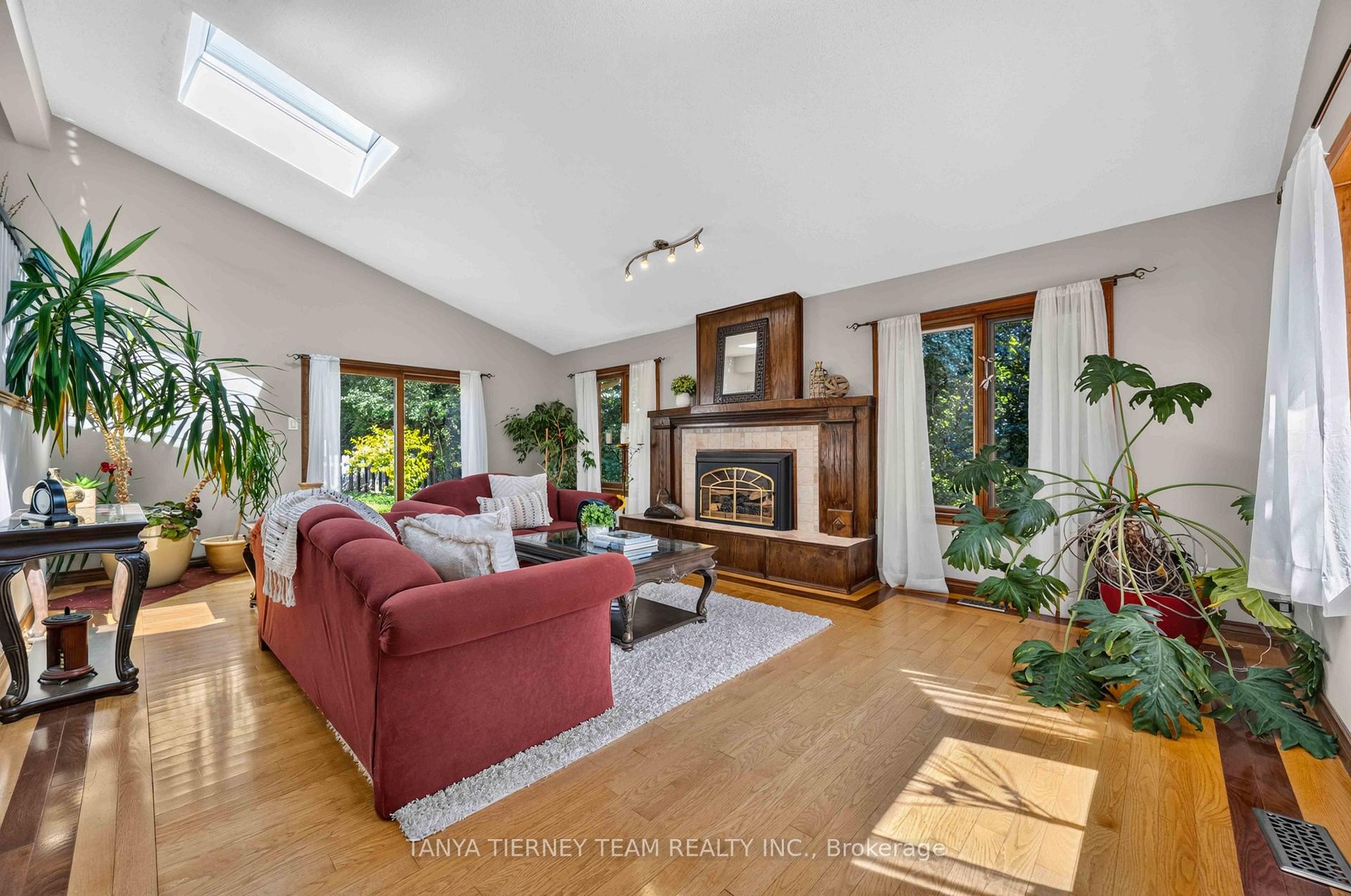 Photo 10 of 4883 Old Brock Road, Pickering, Rural Pickering — HOMEH