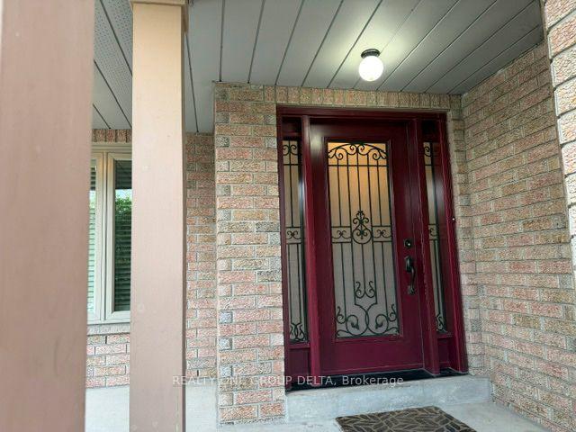 Photo 3 of Unit Upper, 24 Arborview Crescent, Etobicoke, West Humber-Clairville — HOMEH