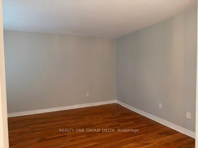 Photo 7 of Unit Upper, 24 Arborview Crescent, Etobicoke, West Humber-Clairville — HOMEH
