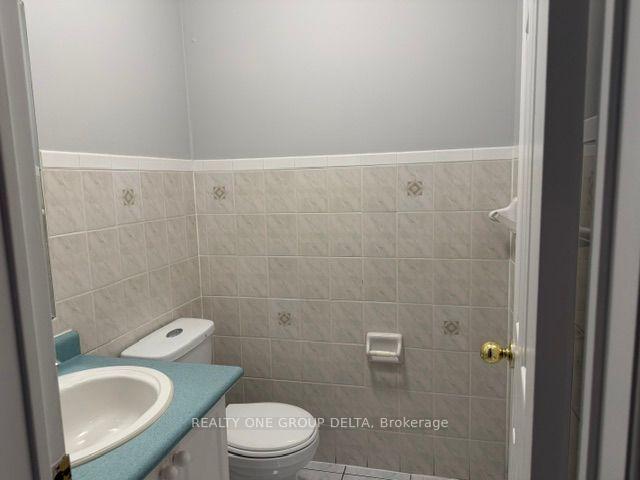 Photo 8 of Unit Upper, 24 Arborview Crescent, Etobicoke, West Humber-Clairville — HOMEH