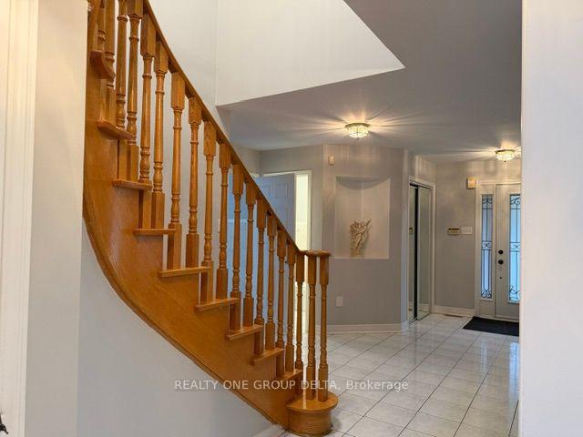 Photo 20 of Unit Upper, 24 Arborview Crescent, Etobicoke, West Humber-Clairville — HOMEH
