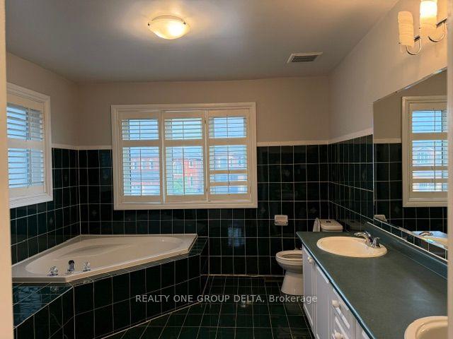 Photo 31 of Unit Upper, 24 Arborview Crescent, Etobicoke, West Humber-Clairville — HOMEH