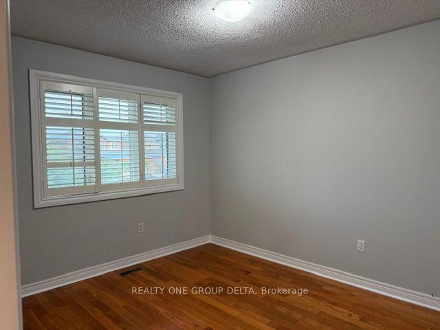 Photo 38 of Unit Upper, 24 Arborview Crescent, Etobicoke, West Humber-Clairville — HOMEH