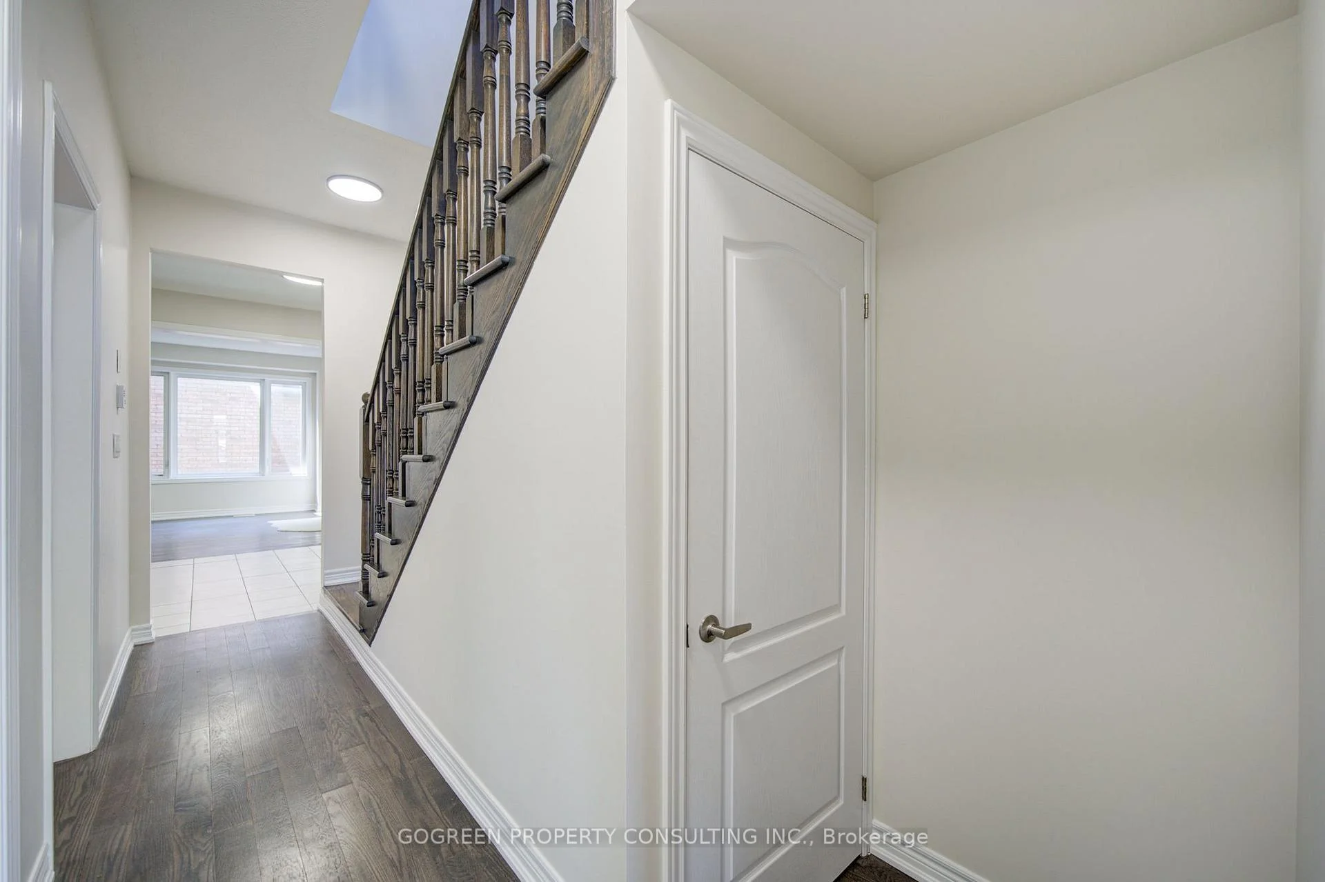 Photo 15 of 5 Applegate Drive, East Gwillimbury, Rural East Gwillimbury — HOMEH