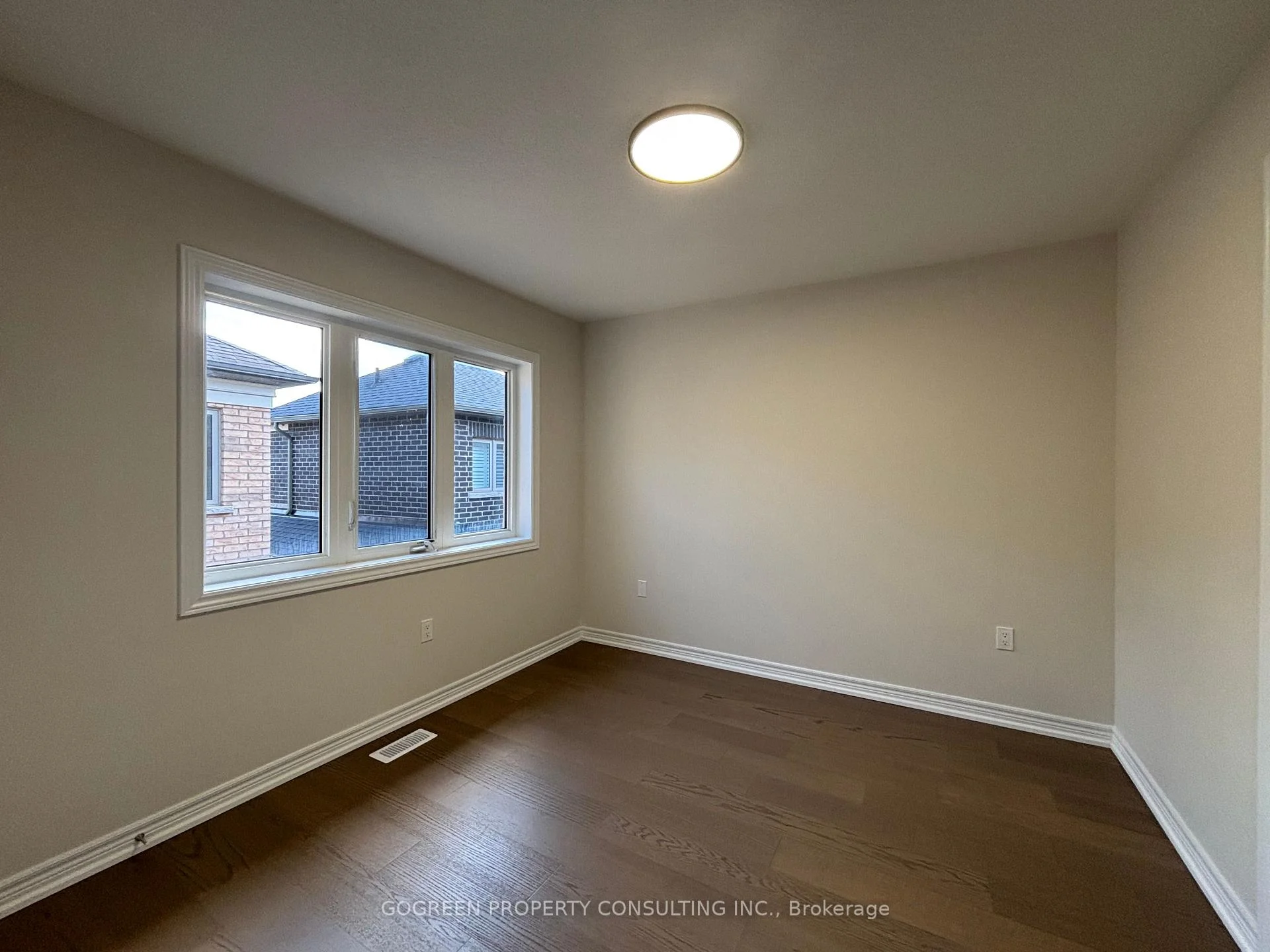 Photo 17 of 5 Applegate Drive, East Gwillimbury, Rural East Gwillimbury — HOMEH