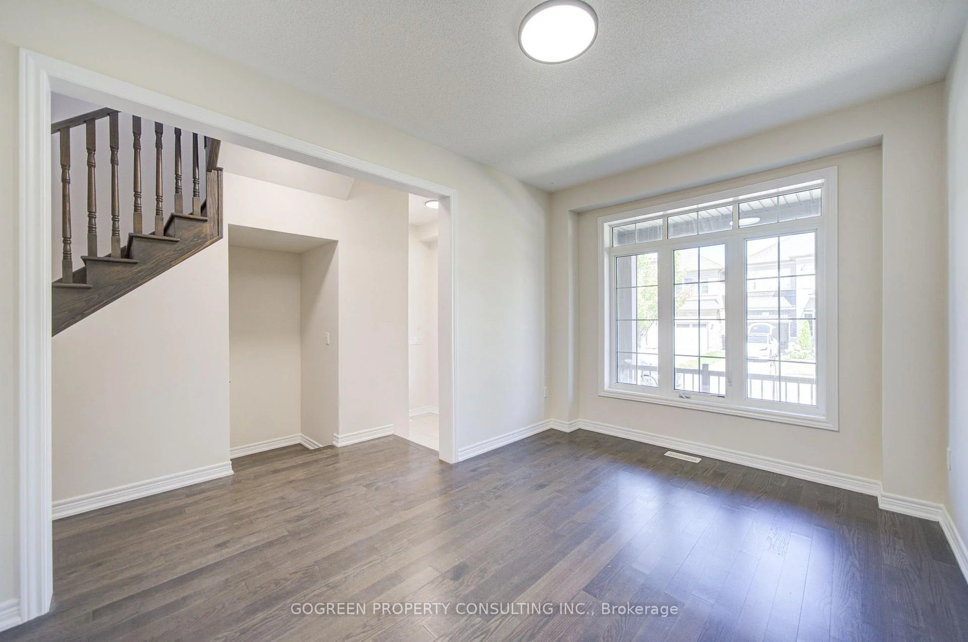 Photo 18 of 5 Applegate Drive, East Gwillimbury, Rural East Gwillimbury — HOMEH