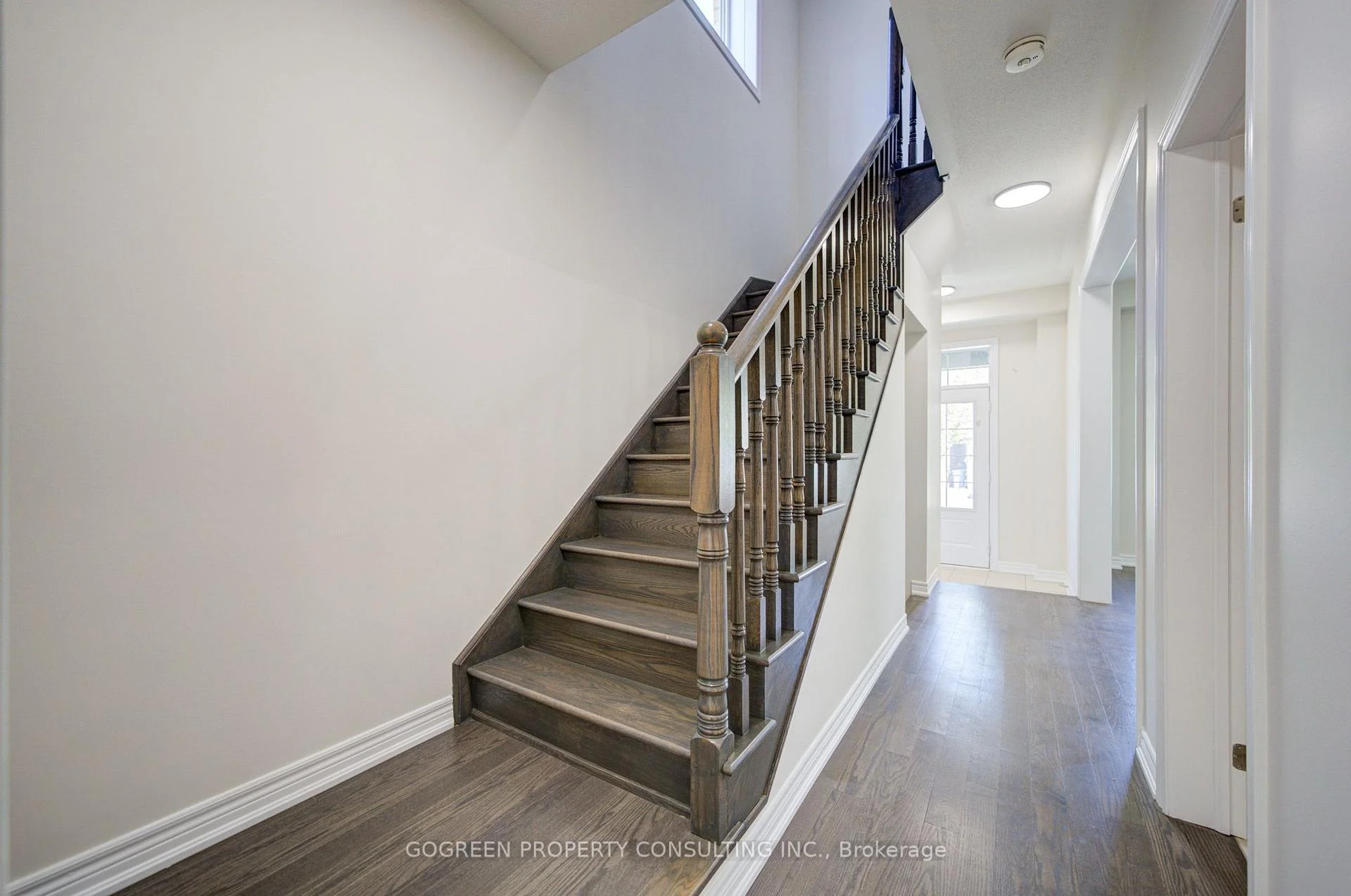 Photo 31 of 5 Applegate Drive, East Gwillimbury, Rural East Gwillimbury — HOMEH