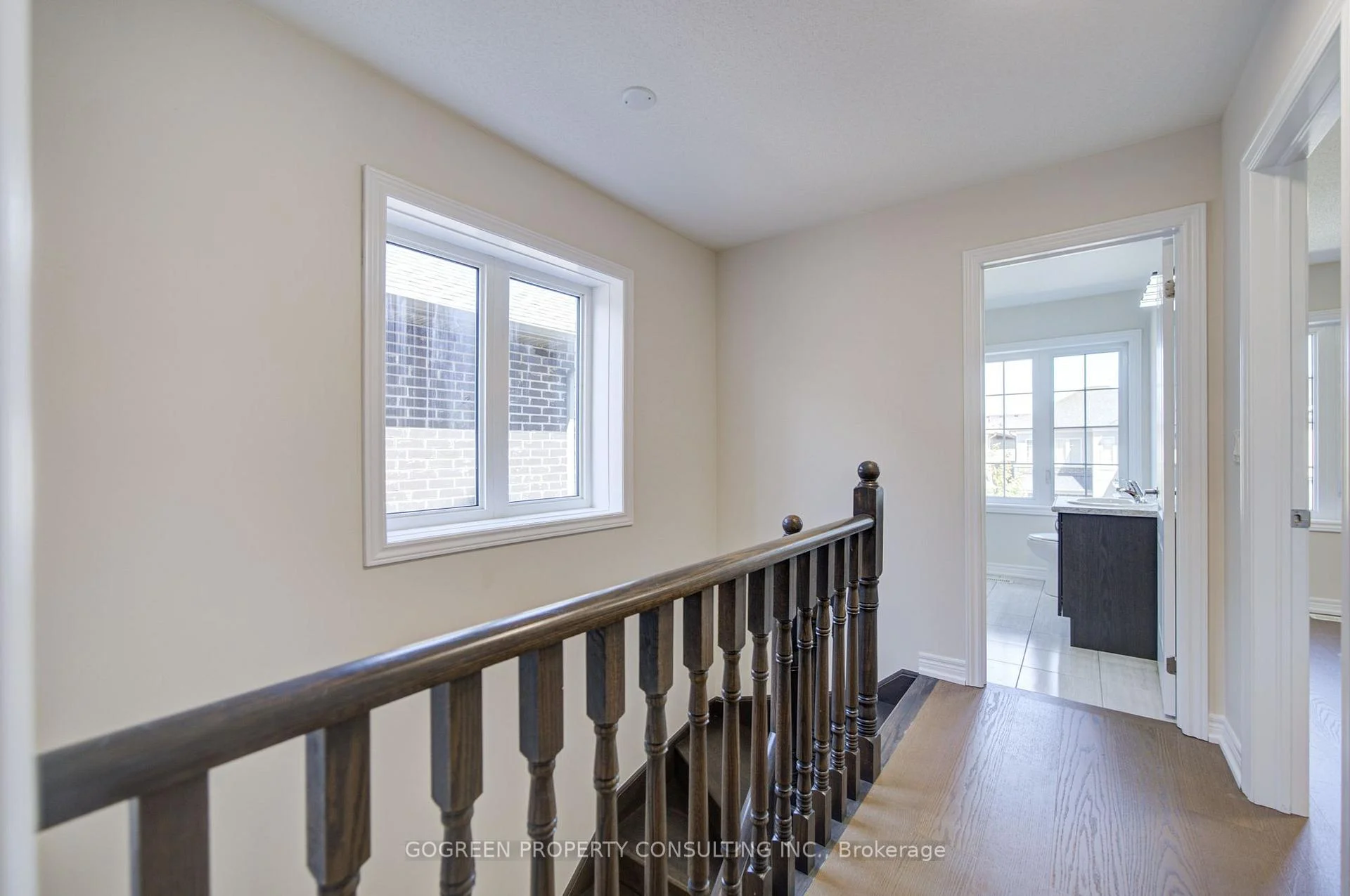 Photo 42 of 5 Applegate Drive, East Gwillimbury, Rural East Gwillimbury — HOMEH