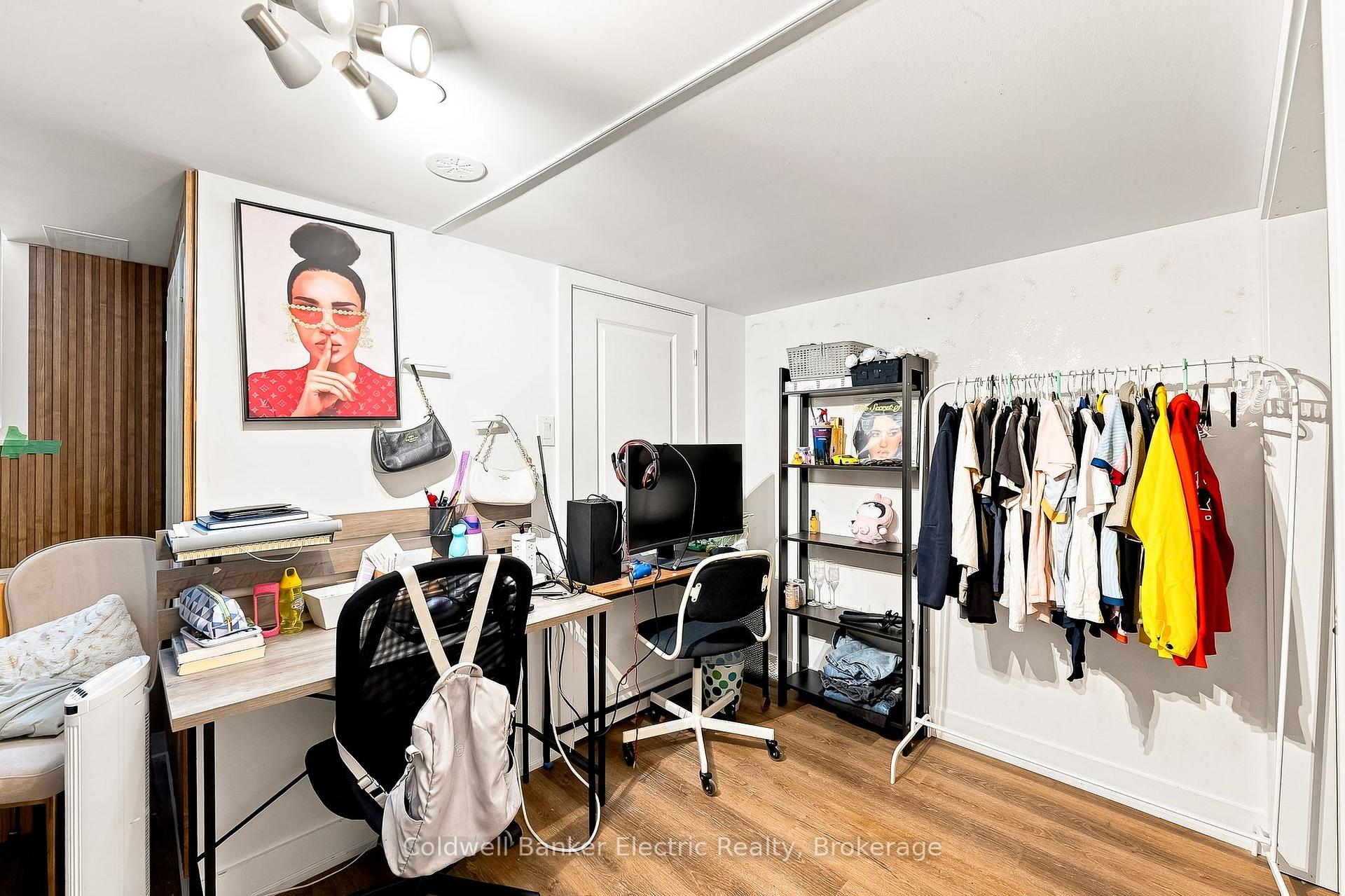 Photo 38 of 42 William Duncan Road, North York, Downsview-Roding-CFB — HOMEH