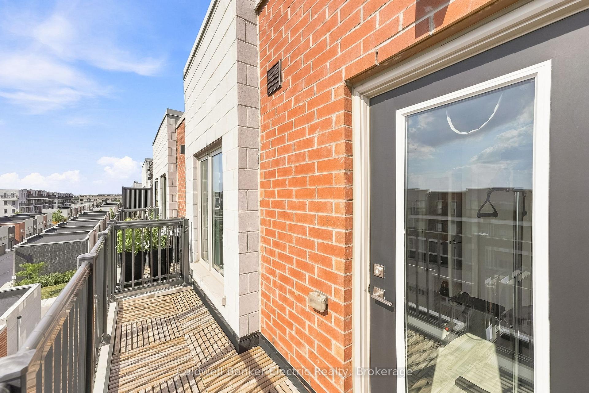 Photo 42 of 42 William Duncan Road, North York, Downsview-Roding-CFB — HOMEH