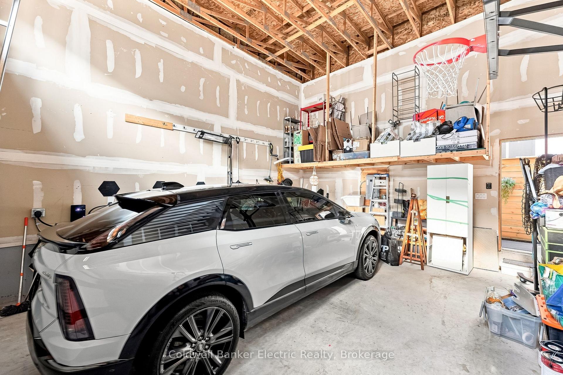 Photo 47 of 42 William Duncan Road, North York, Downsview-Roding-CFB — HOMEH