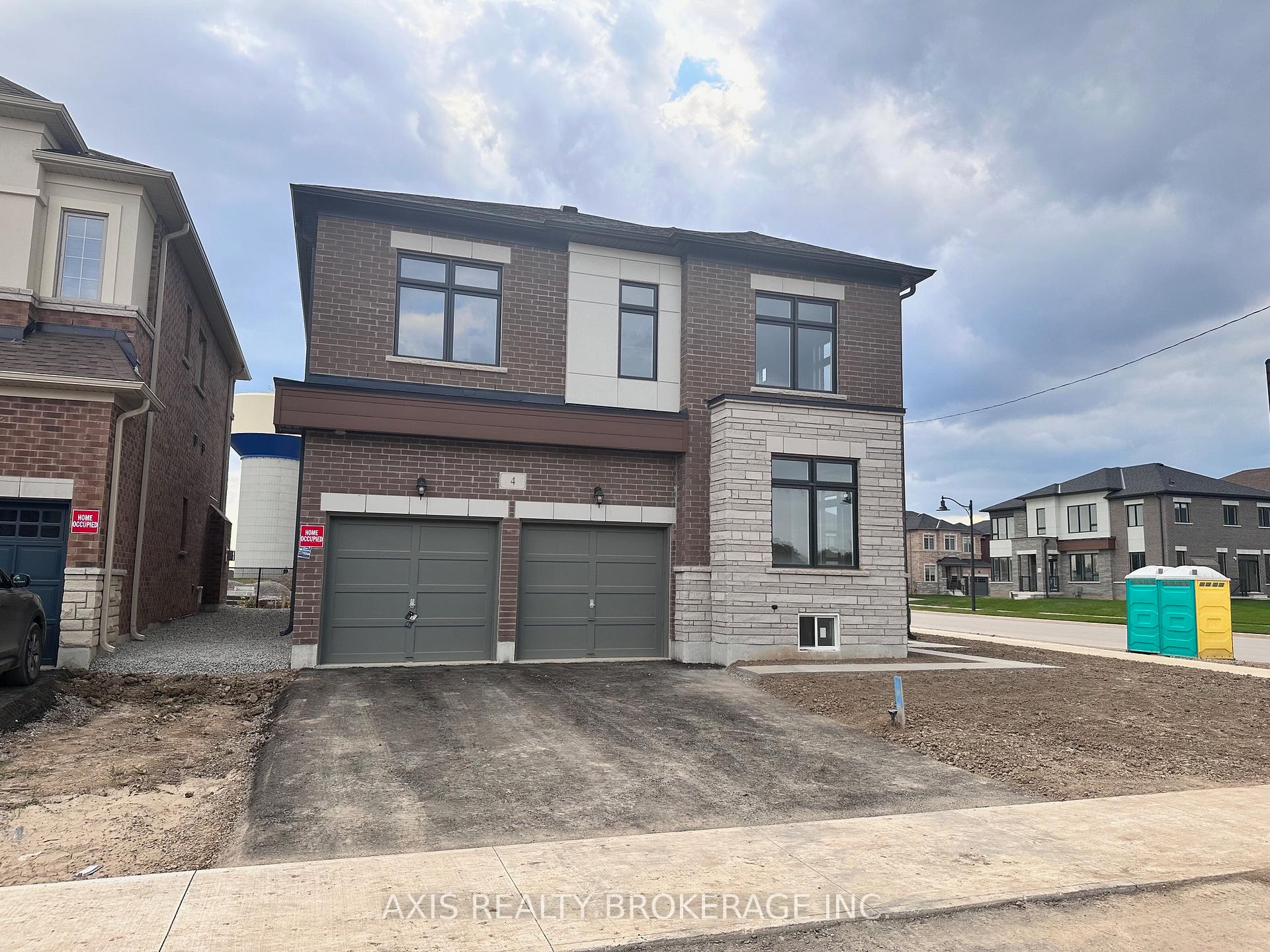 Photo 1 of 4 Pond View Gate, Hamilton, Waterdown — HOMEH