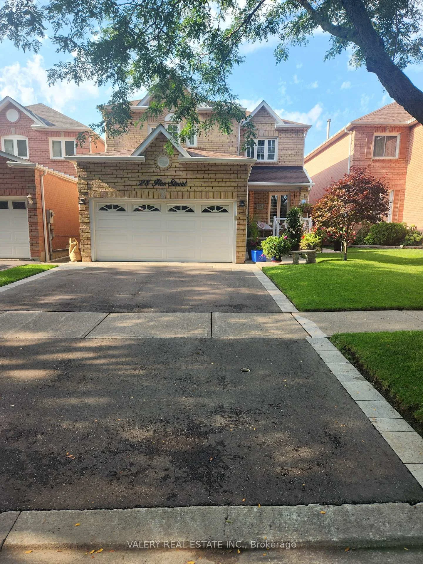 Photo 1 of 28 Iles Street, Ajax, Central West — HOMEH