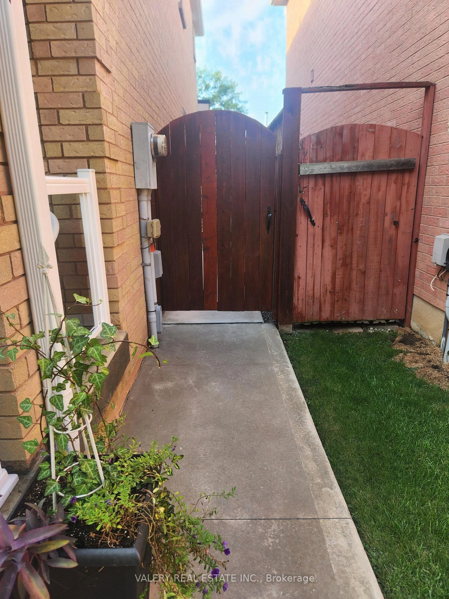 Photo 4 of 28 Iles Street, Ajax, Central West — HOMEH