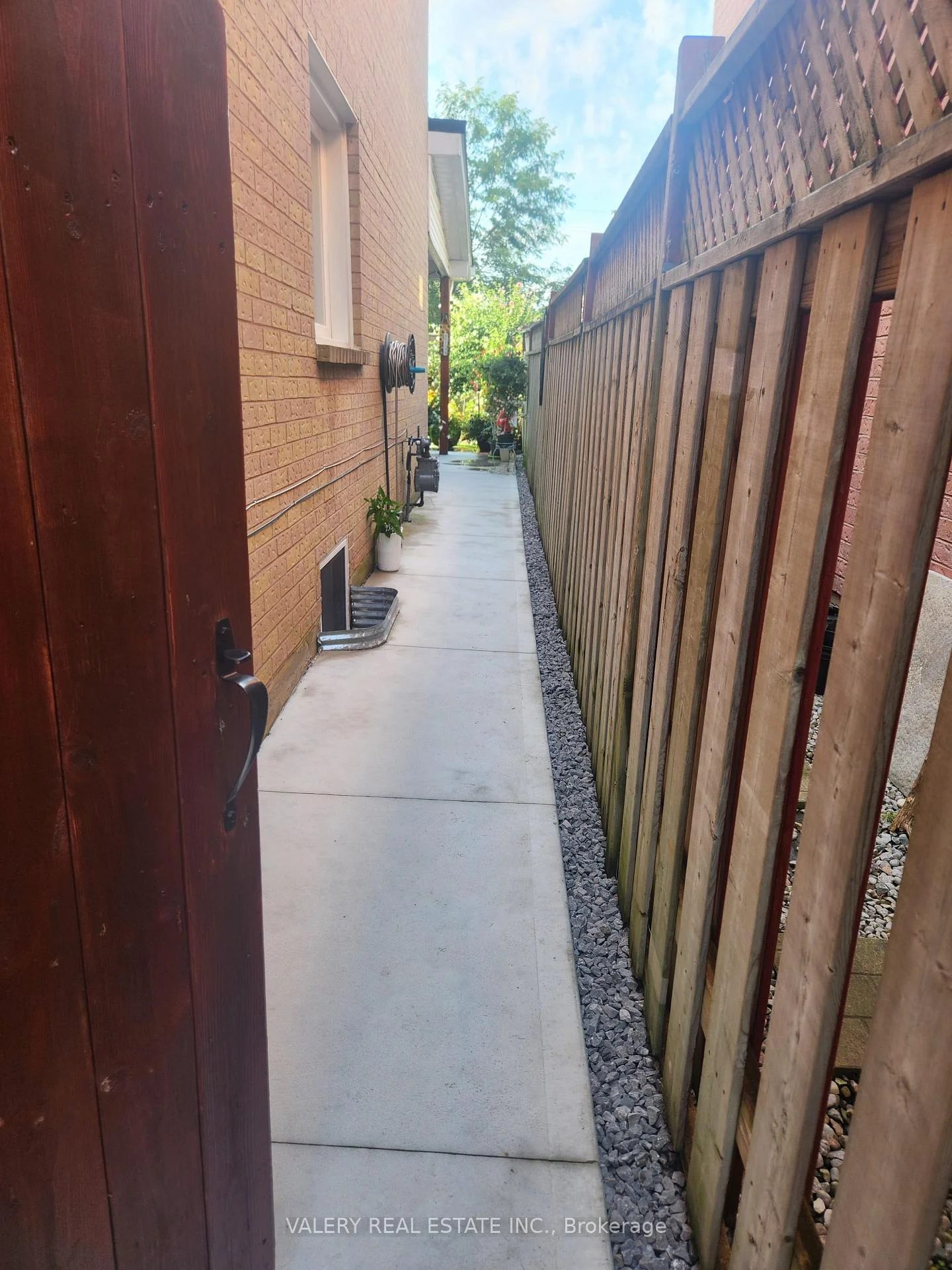Photo 5 of 28 Iles Street, Ajax, Central West — HOMEH