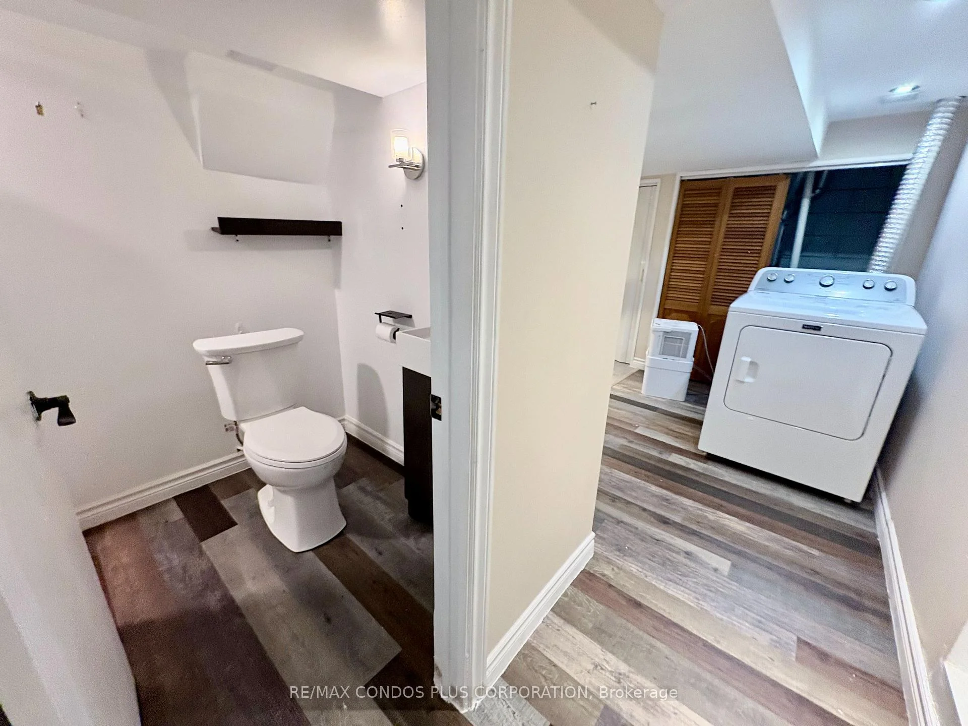 Photo 7 of 15 Irwin Avenue, Toronto, Bay Street Corridor — HOMEH