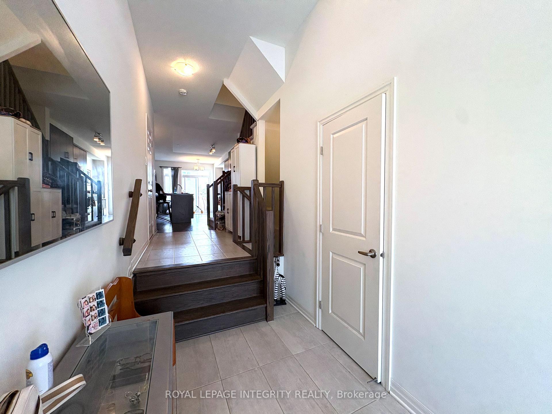 Photo 3 of 148 Overberg Way, Ottawa, Kanata - Emerald Meadows/Trailwest — HOMEH