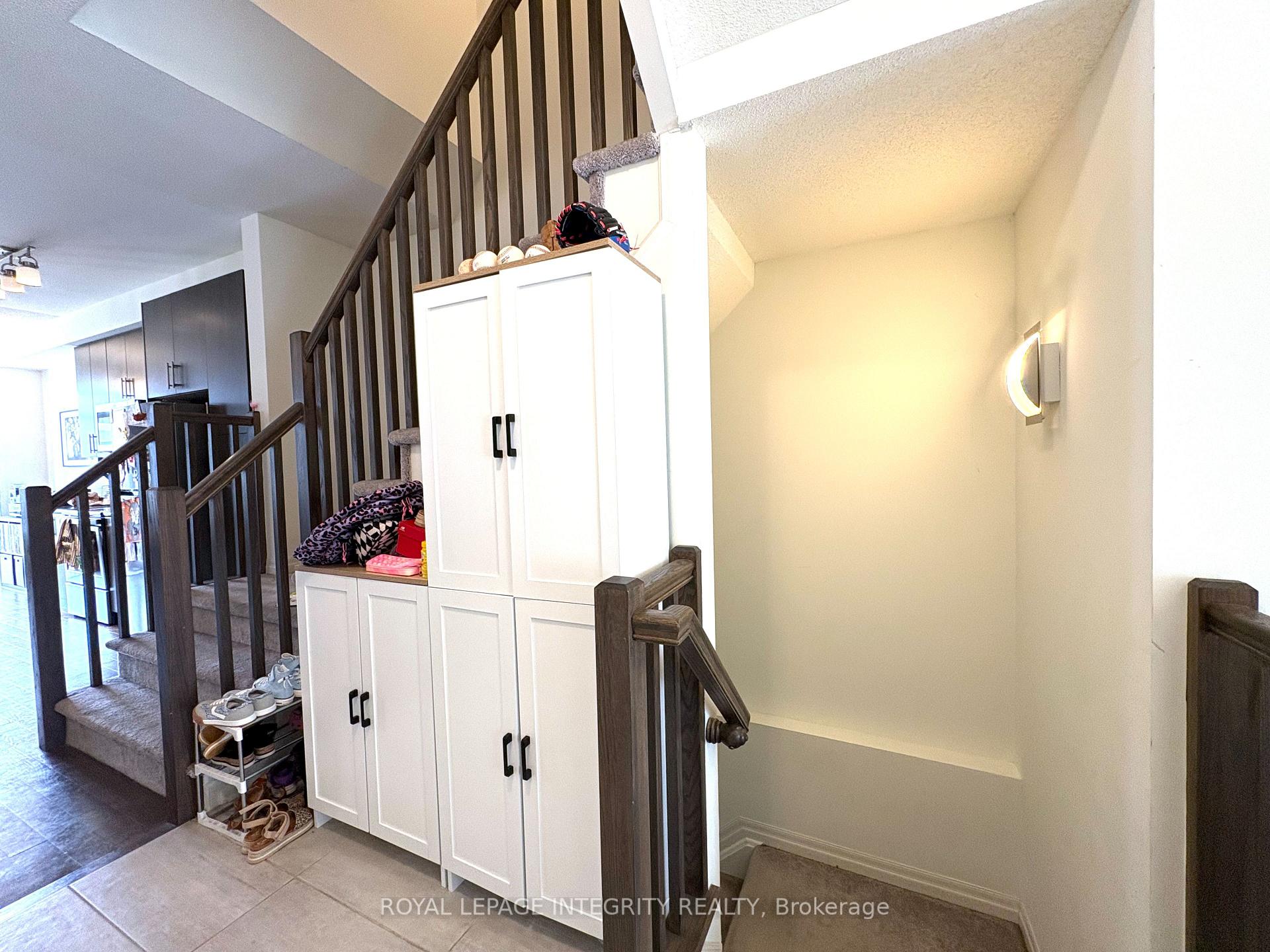 Photo 4 of 148 Overberg Way, Ottawa, Kanata - Emerald Meadows/Trailwest — HOMEH